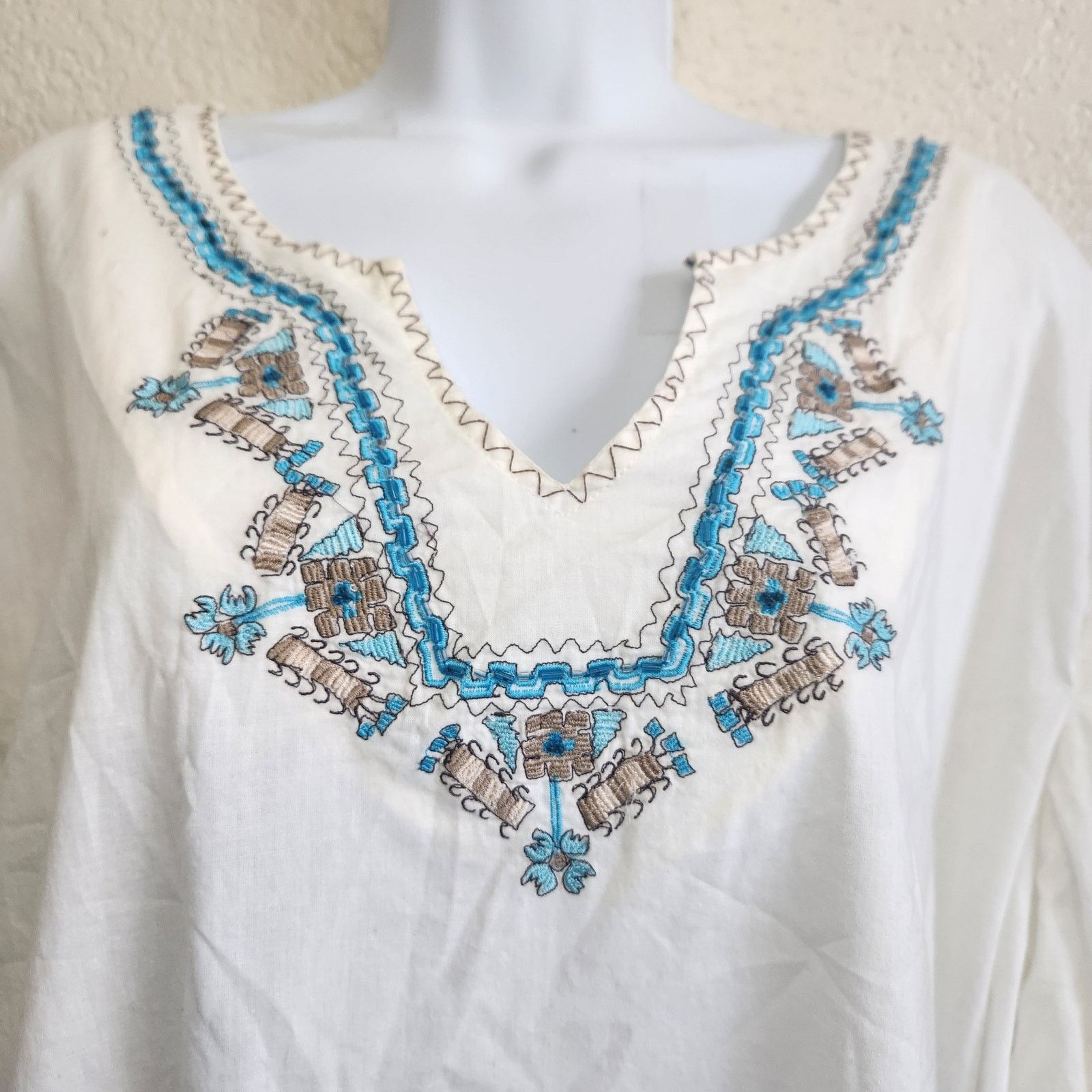 Other Victoria Jones Cream Embroidered Peasant Top 2X Plus NWOTS Size XXL / US 16-18 / IT 52-54 - 2 Thumbnail