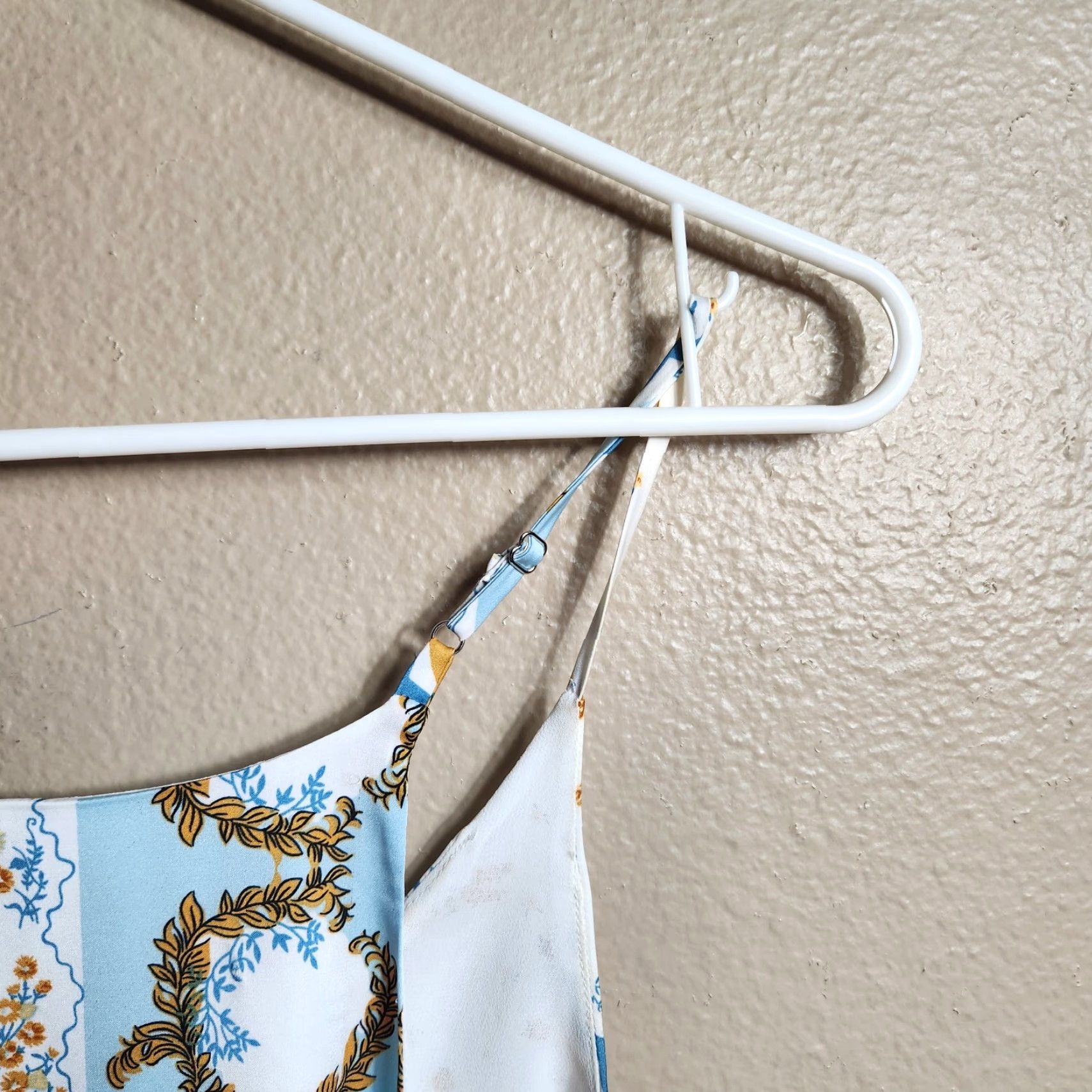 Joie JOIE Tank Womens Ivory Patchwork Floral Patterned Flowy Camisole V-Neck Sleeveless Adjustable Straps S Tank Top Casual Travel Bohemian Womens Size ONE SIZE - 6 Thumbnail