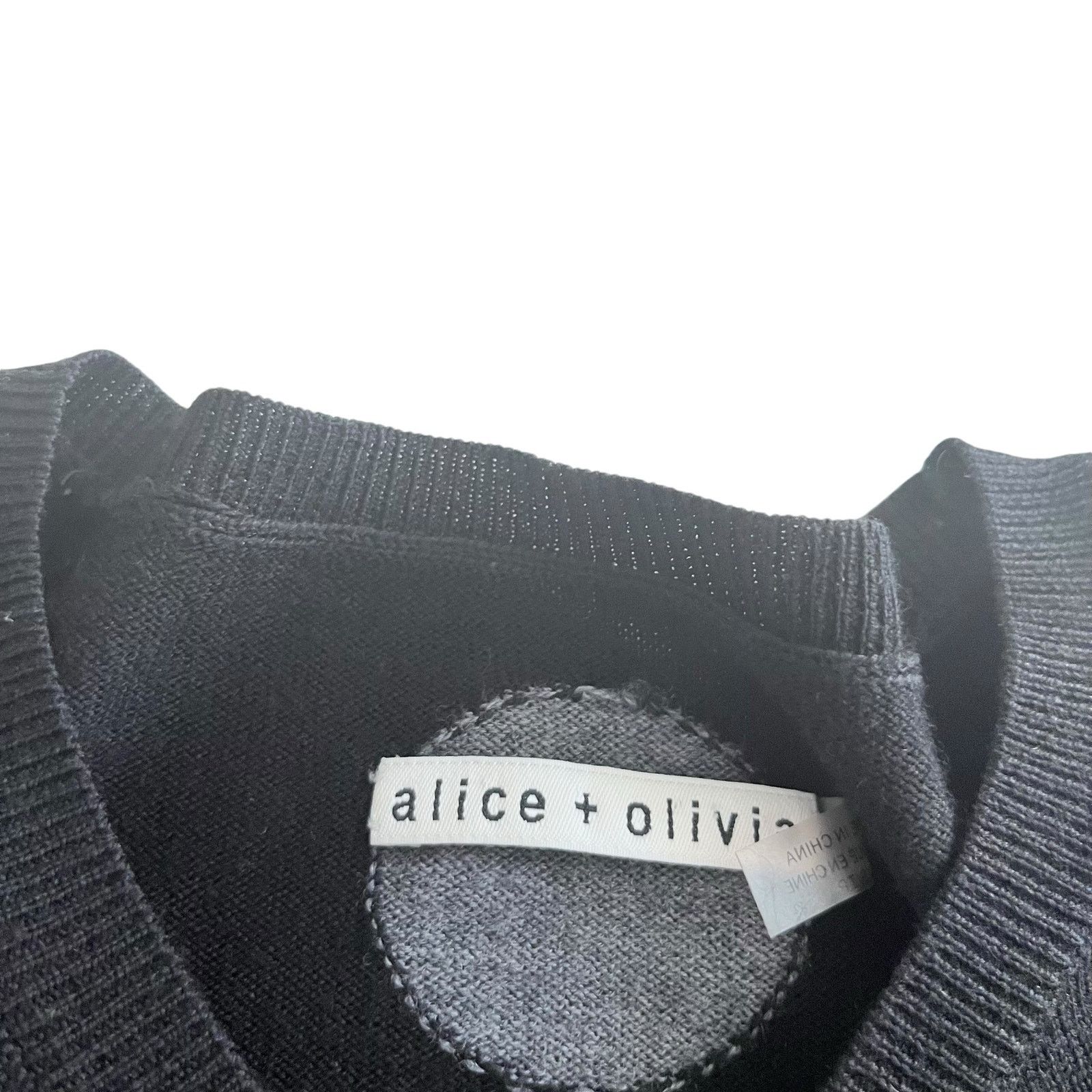 Alice + Olivia Alice + Olivia Black Gray Wool Polka Dot Crew Sweater Size XS / US 0-2 / IT 36-38 - 3 Thumbnail