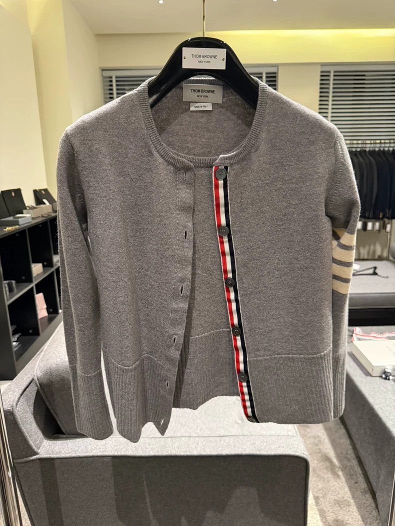 Thom Browne Thom Browne Rare fake two-piece jacket 2503-Nextarrow Size S / US 4 / IT 40 - 1 Thumbnail