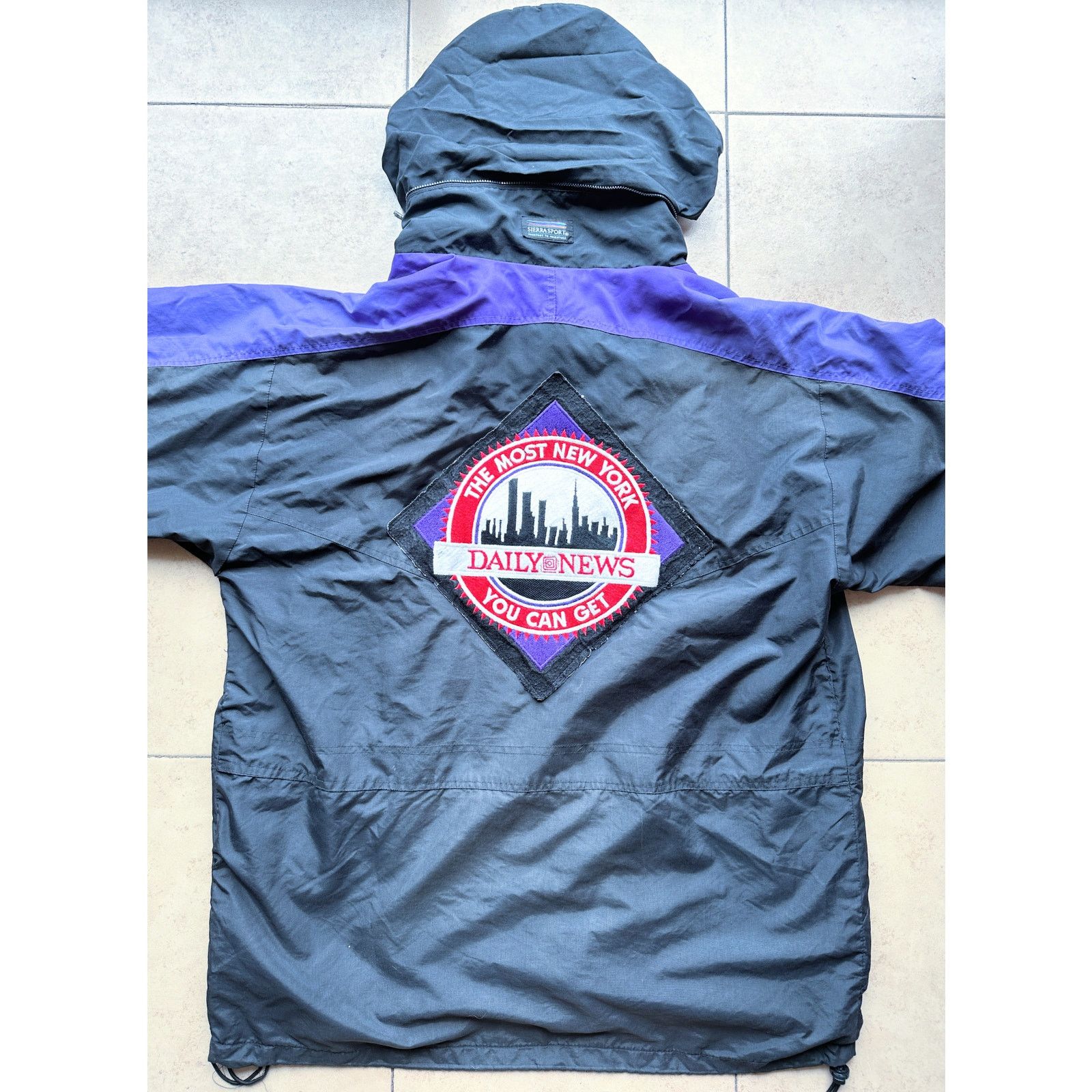 Columbia × Sierra NY Daily News MOST NEW YORK 90s Logo jacket L blk purple vtg Size US L / EU 52-54 / 3 - 3 Thumbnail