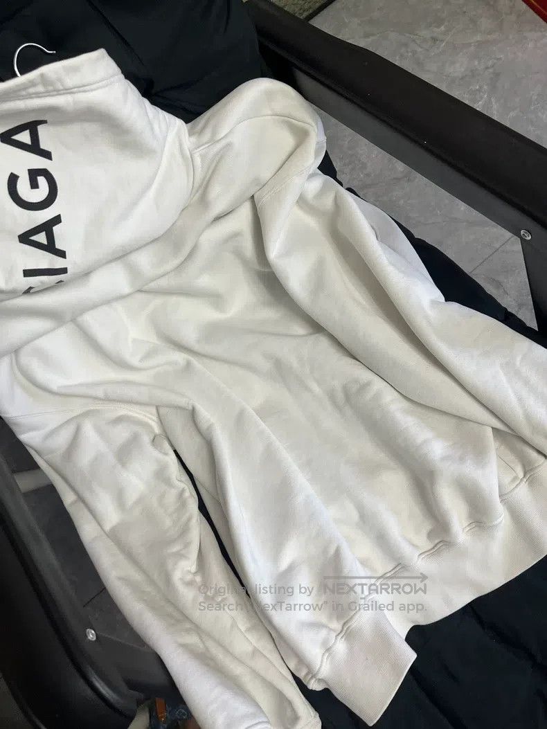 Balenciaga Balenciaga Hooded Sweatshirt White Size US M / EU 48-50 / 2 - 3 Thumbnail