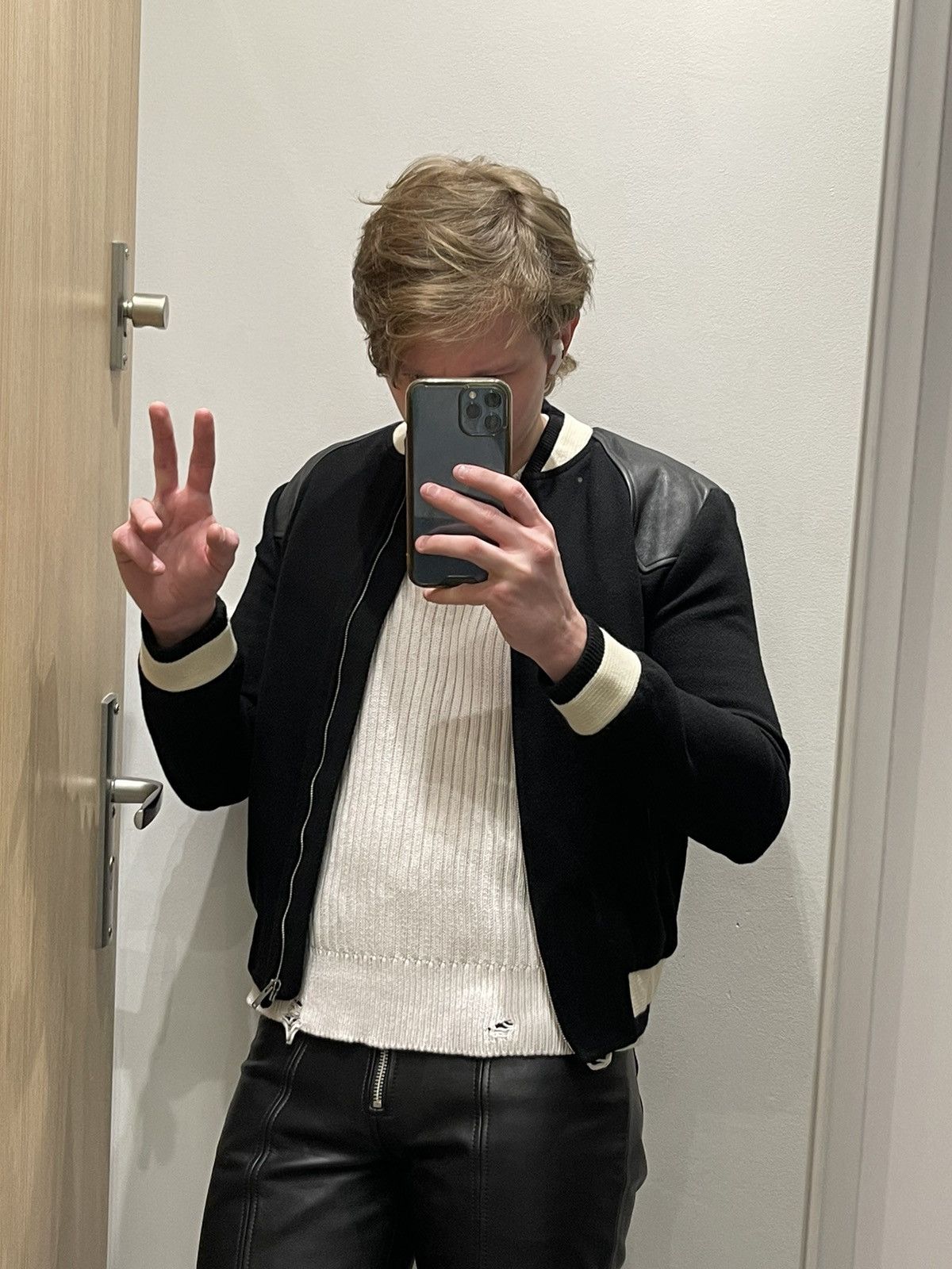 Saint Laurent Paris SS19 Saint Laurent Two Tone Black Wool Teddy Bomber Jacket Size US S / EU 44-46 / 1 - 2 Thumbnail