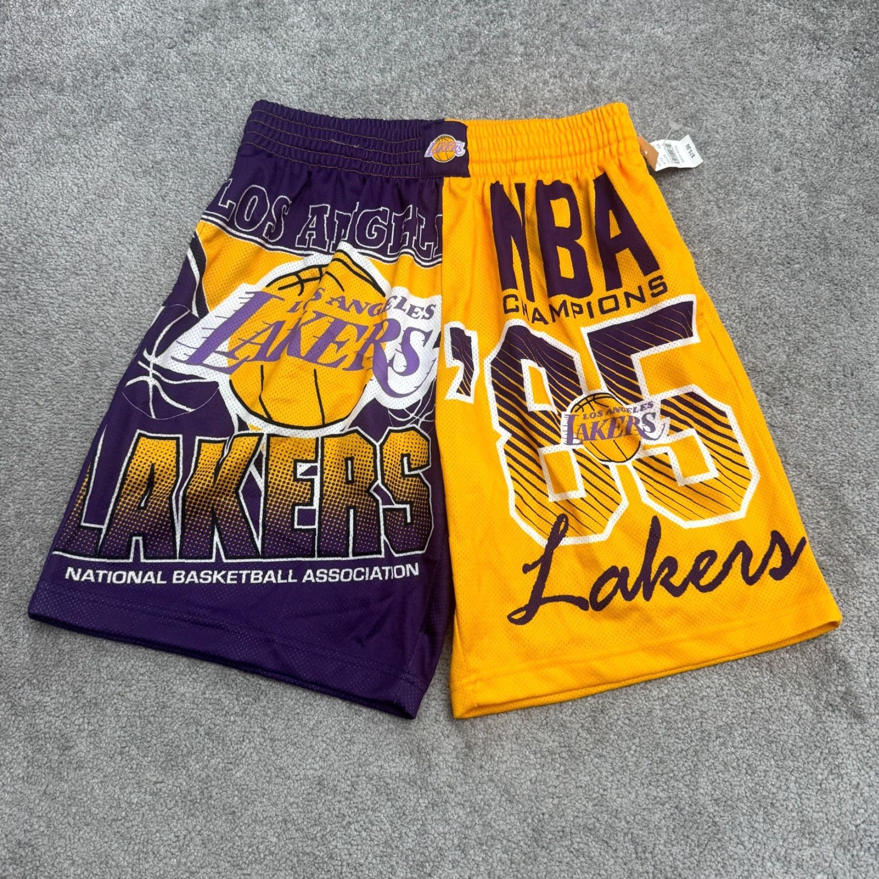 Mitchell & Ness Mitchell & Ness LA Lakers '85 Champions Split Basketball Shorts Mens M NWT Size US 31 - 2 Thumbnail
