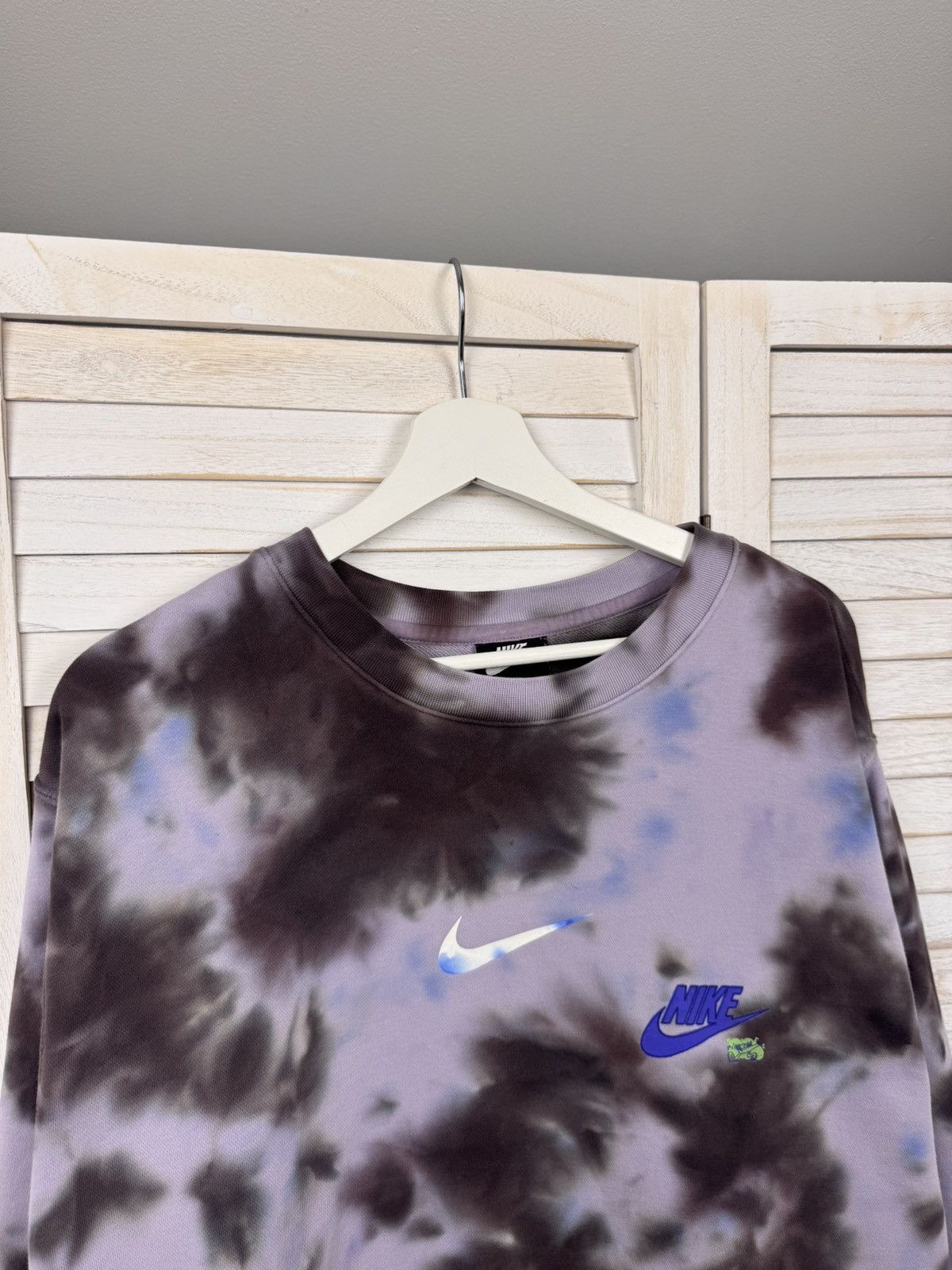 Nike Nike XL Tie Dye Graphic Print Neck Sweatshirt Multicolor Size US XL / EU 56 / 4 - 4 Thumbnail
