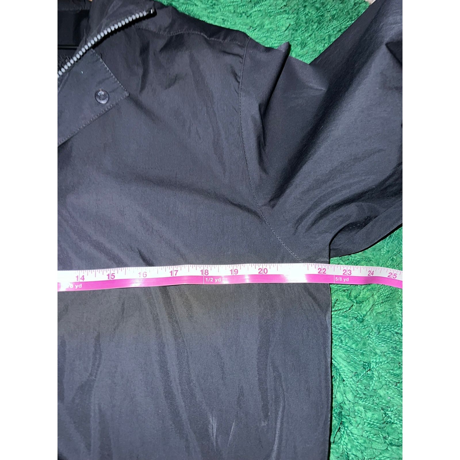 Nike Vintage Nike Windbreaker International Black Jacket VTG L Size US L / EU 52-54 / 3 - 9 Thumbnail