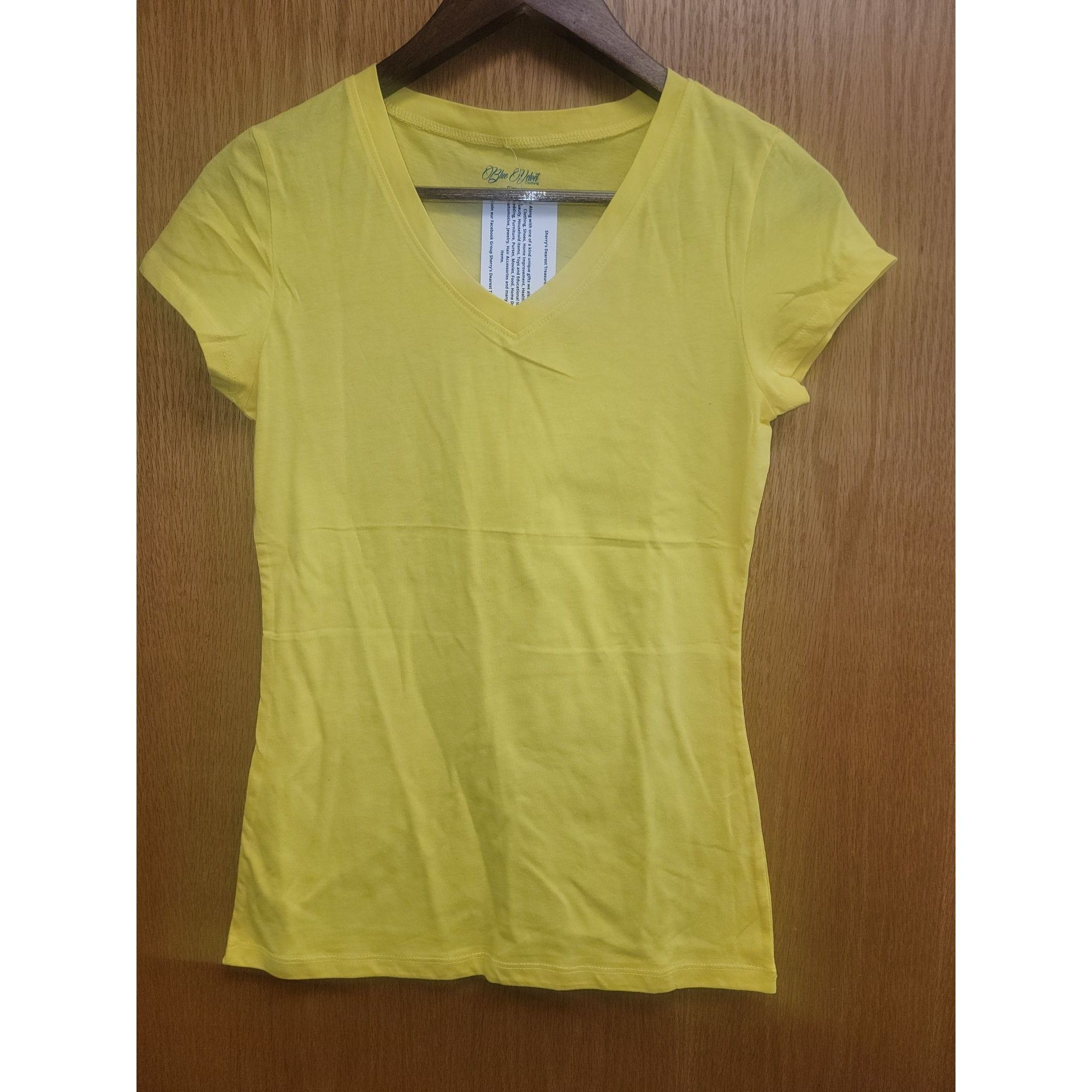 Other Yellow V-Neck Short Sleeve T-Shirt Womens Medium By Blue Vel Size M / US 6-8 / IT 42-44 - 1 Thumbnail