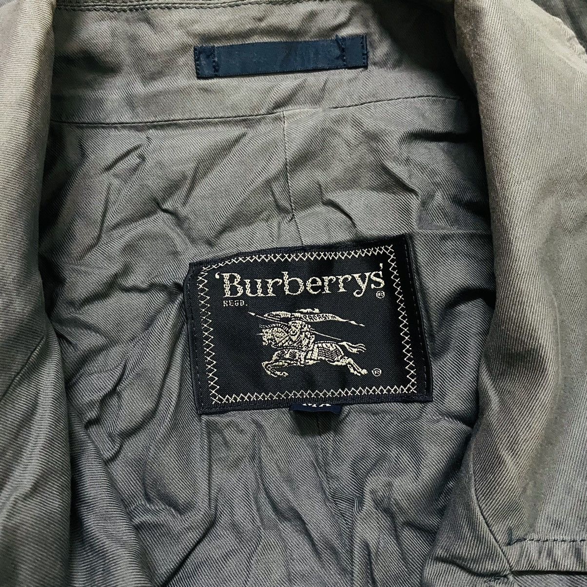 Burberry Vintage burberry jacket distressed Size US L / EU 52-54 / 3 - 5 Thumbnail