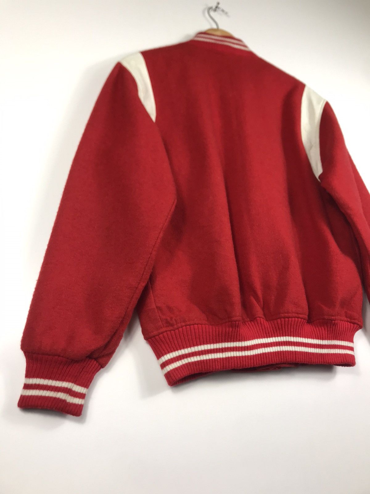 Vintage ⚡️Vintage La Crosse Red Varsity Jacket Size US L / EU 52-54 / 3 - 16 Thumbnail