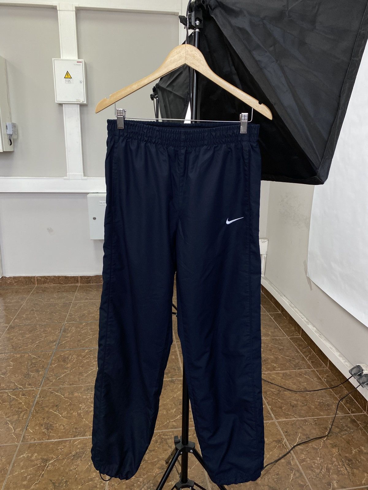 Nike 🇺🇸 Vintage 90s Nike Track Pants Y2K Rare Retro Hype Size US 32 / EU 48 - 1 Thumbnail