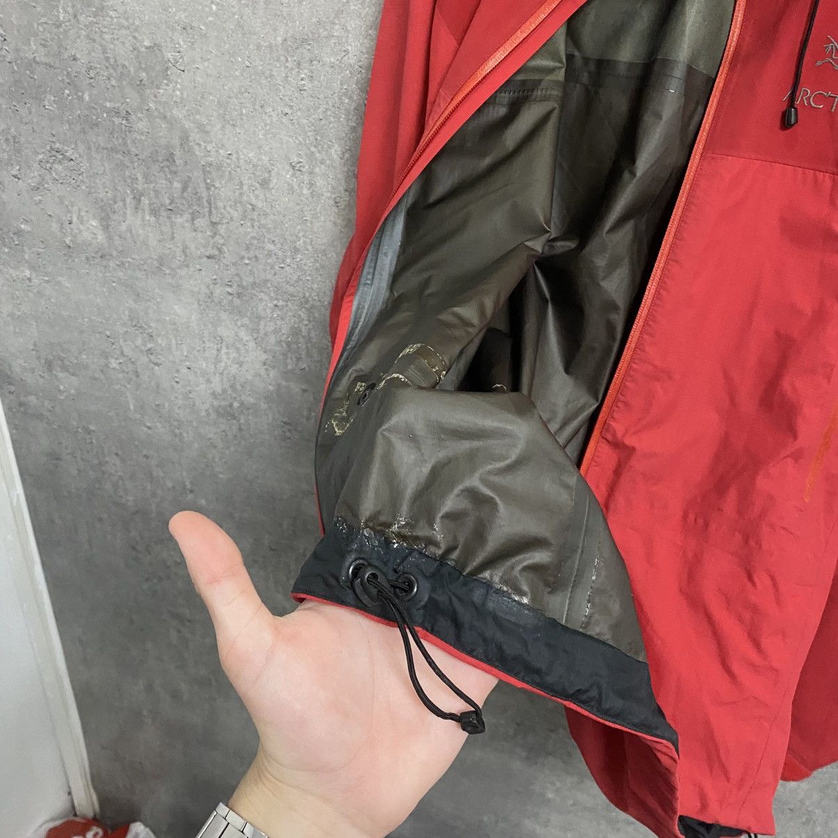 Arc'teryx Men's Arcteryx Beta Gore-Tex Jacket Gorpcore Size US M / EU 48-50 / 2 - 14 Thumbnail