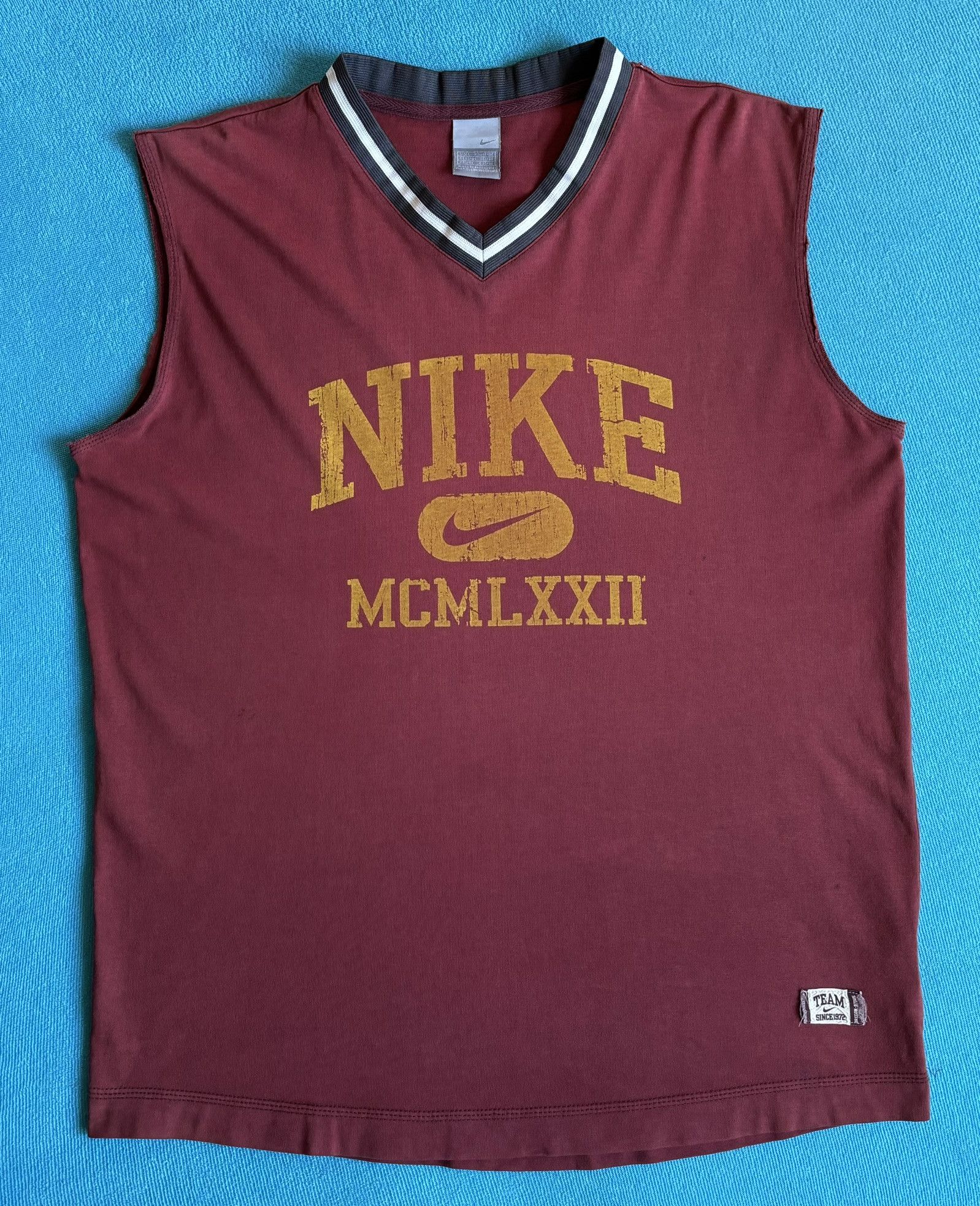 Nike × Vintage Nike MCMLXXII 72 Sleeveless Y2K Size. L Size US L / EU 52-54 / 3 - 5 Thumbnail