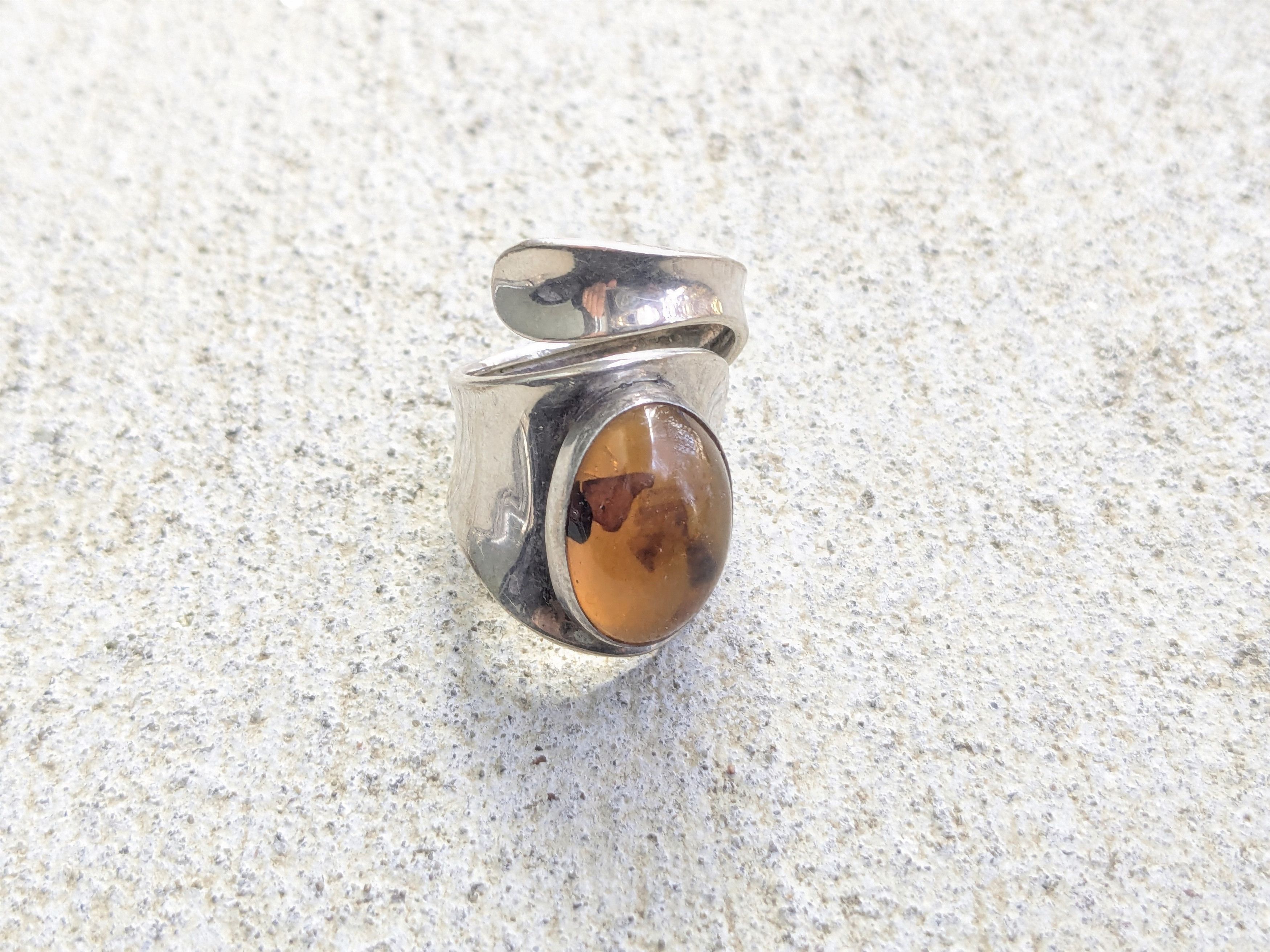 Jewelry Vintage Sterling Silver Ring Amber 9 Amber Modern Size ONE SIZE - 1 Thumbnail