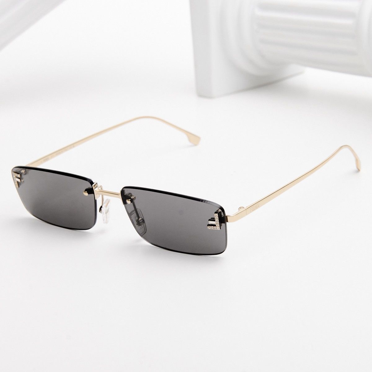Fendi FENDI FE4172US 32A SUNGLASSES Size ONE SIZE - 2 Thumbnail