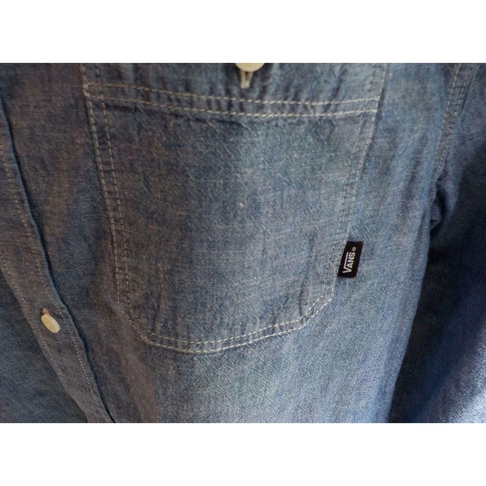 Vans VANS Button Front Shirt Blue 100% Cotton Long Sleeve L Mens Off the Wall Pocketed Shirt Front Button-Up Regular Fit Shrug Size US L / EU 52-54 / 3 - 3 Thumbnail