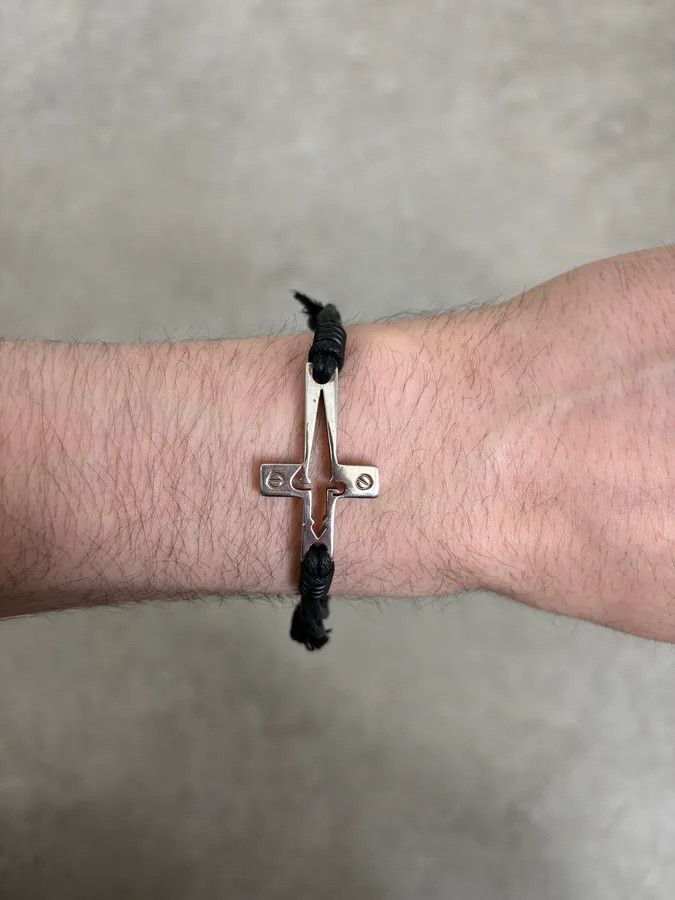 Vintage Cesare Paciotti Black Leather Cord Cross Bracelet Size ONE SIZE - 5 Thumbnail