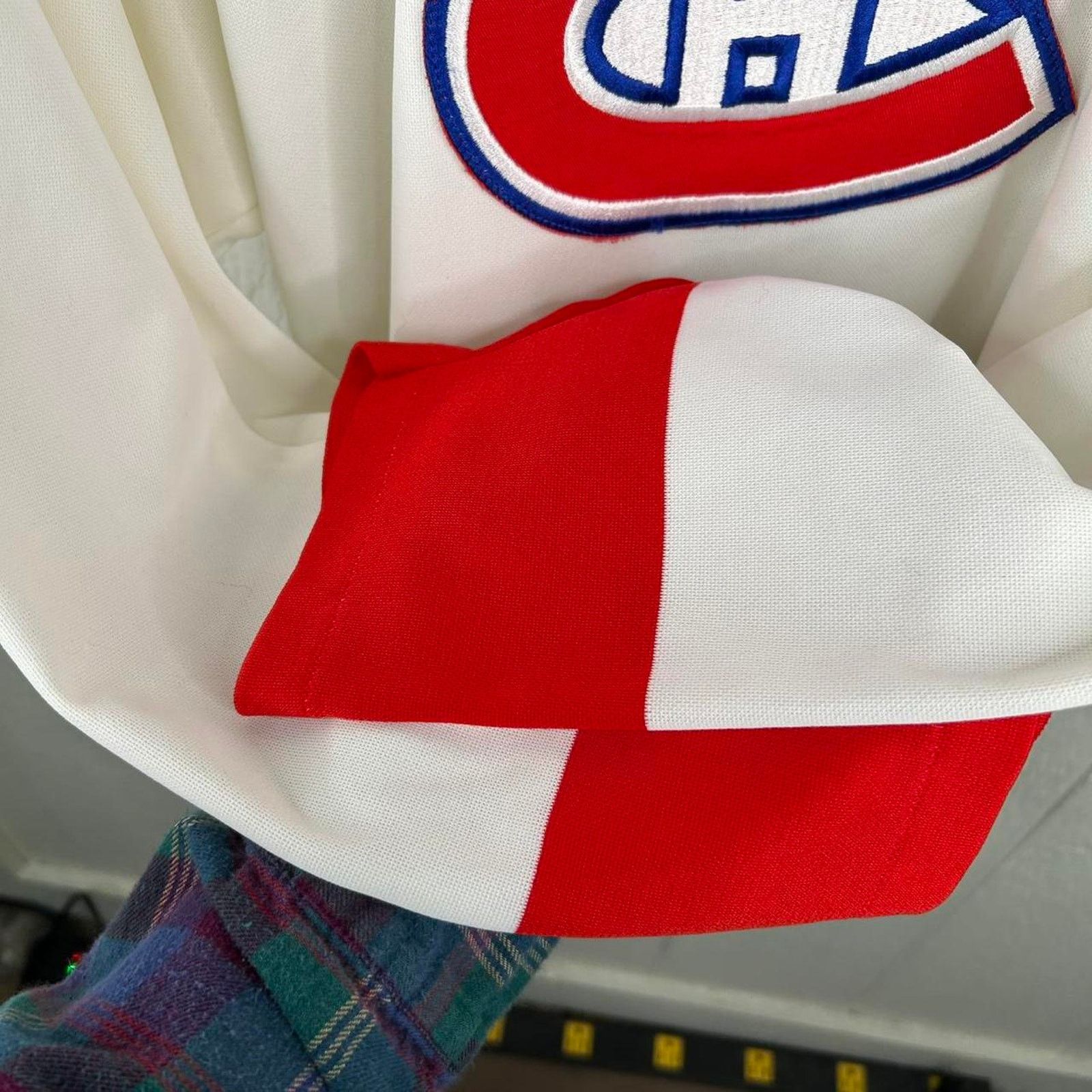 NHL Vintage 90’s Montreal Canadians Hockey NHL Jersey Size Large Size US L / EU 52-54 / 3 - 5 Thumbnail