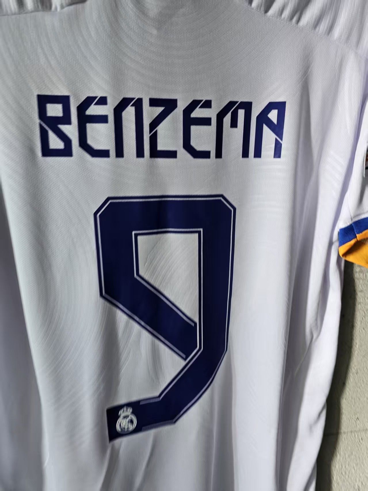 Other Karim Benzema Jersey 2022 Real Madrid Size US S / EU 44-46 / 1 - 5 Thumbnail