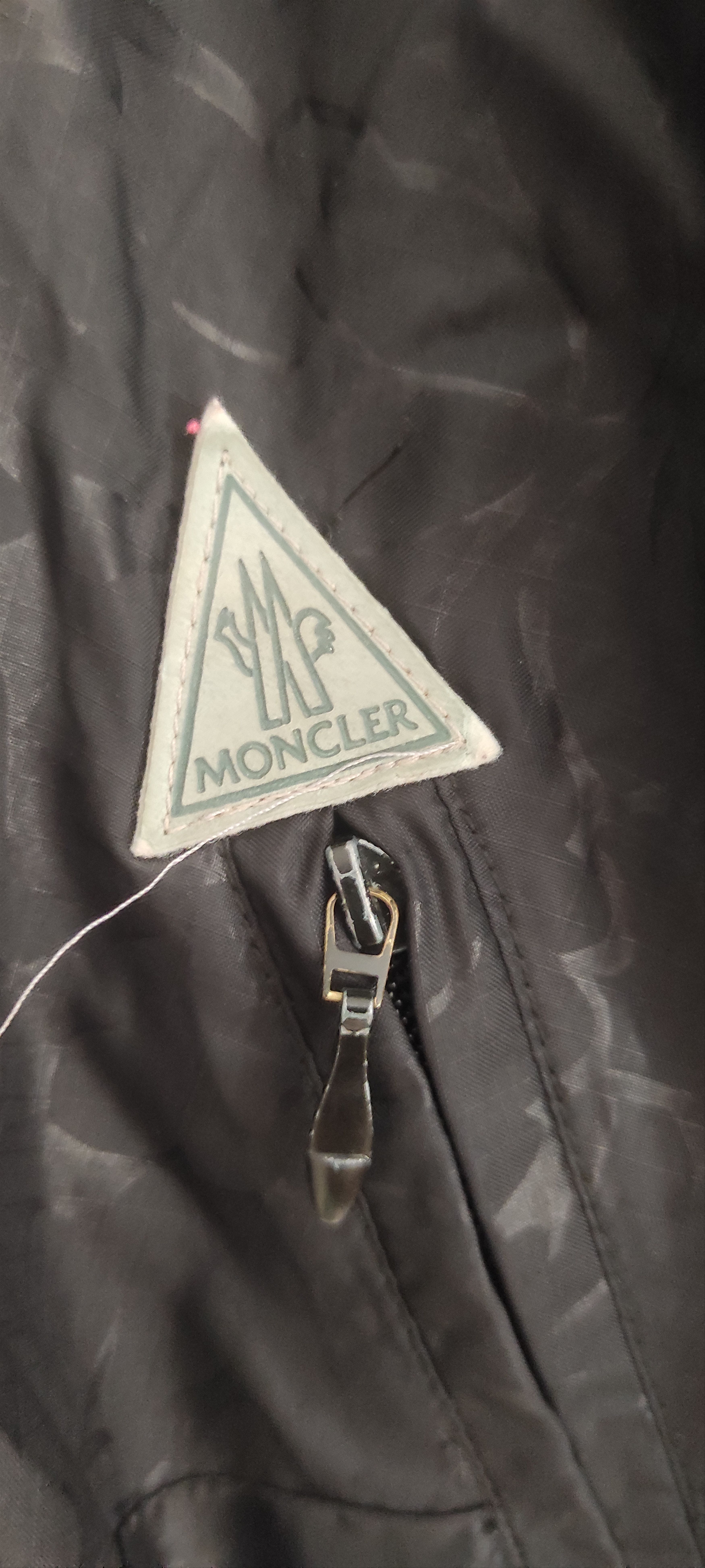 Moncler Vintage Moncler Grenoble Puffer Down Jacket Made In France Size L / US 10 / IT 46 - 11 Thumbnail