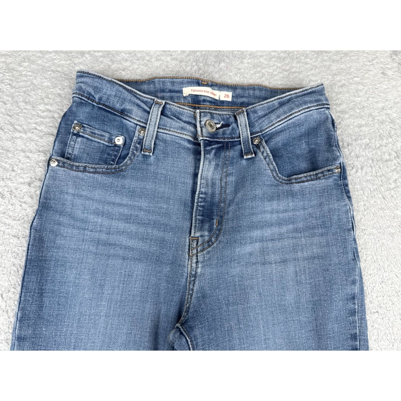 Levi's Levis Jeans Womens 26 Medium Wash 721 High Rise Skinny Stretch Denim City Pants Womens 26 Mens? Size 26" / US 2 / IT 38 - 4 Thumbnail