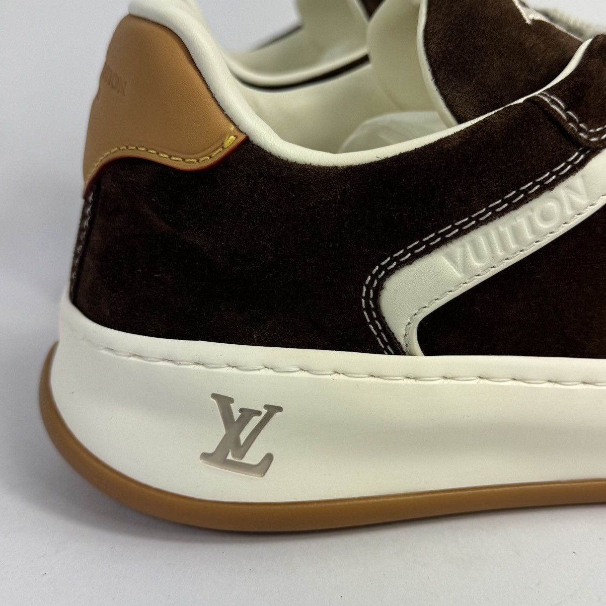 Louis Vuitton Louis Vuitton Titled Sneakers Size US 9.5 / EU 42-43 - 3 Thumbnail
