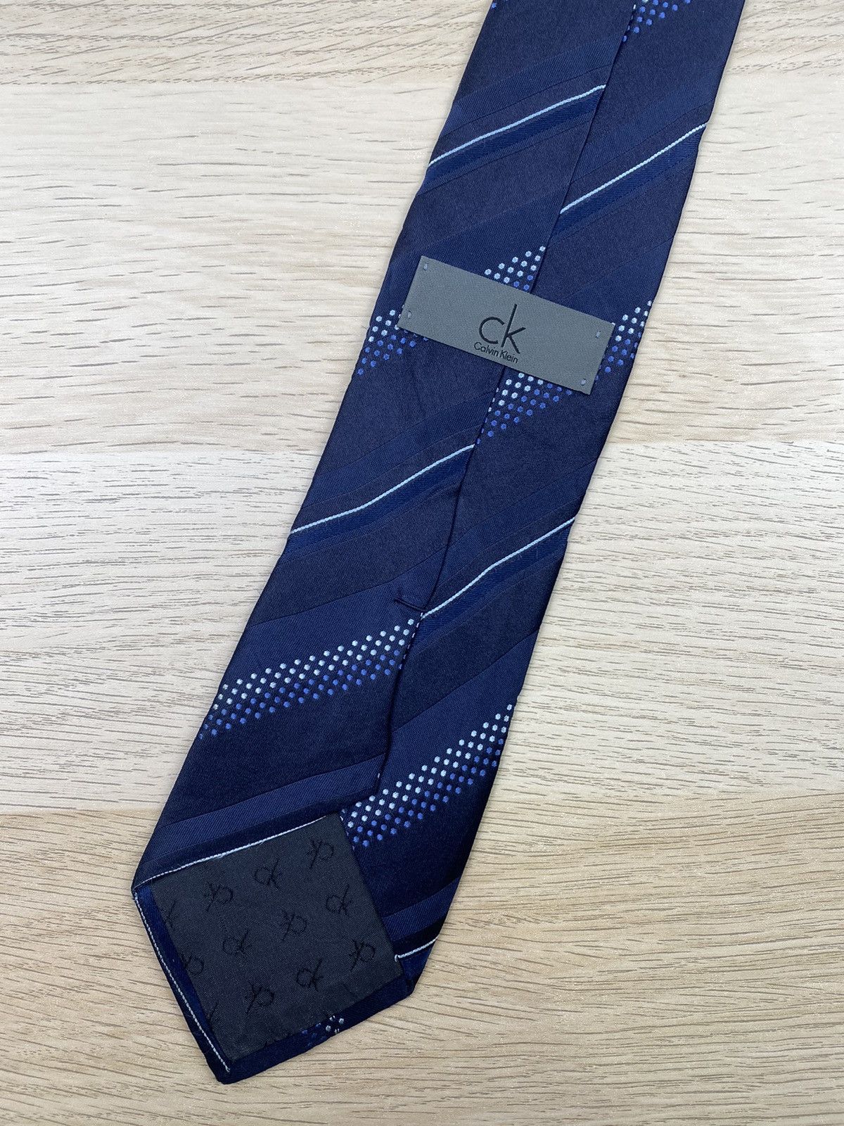 Calvin Klein Calvin Klein Silk Tie T40 Size ONE SIZE - 4 Thumbnail