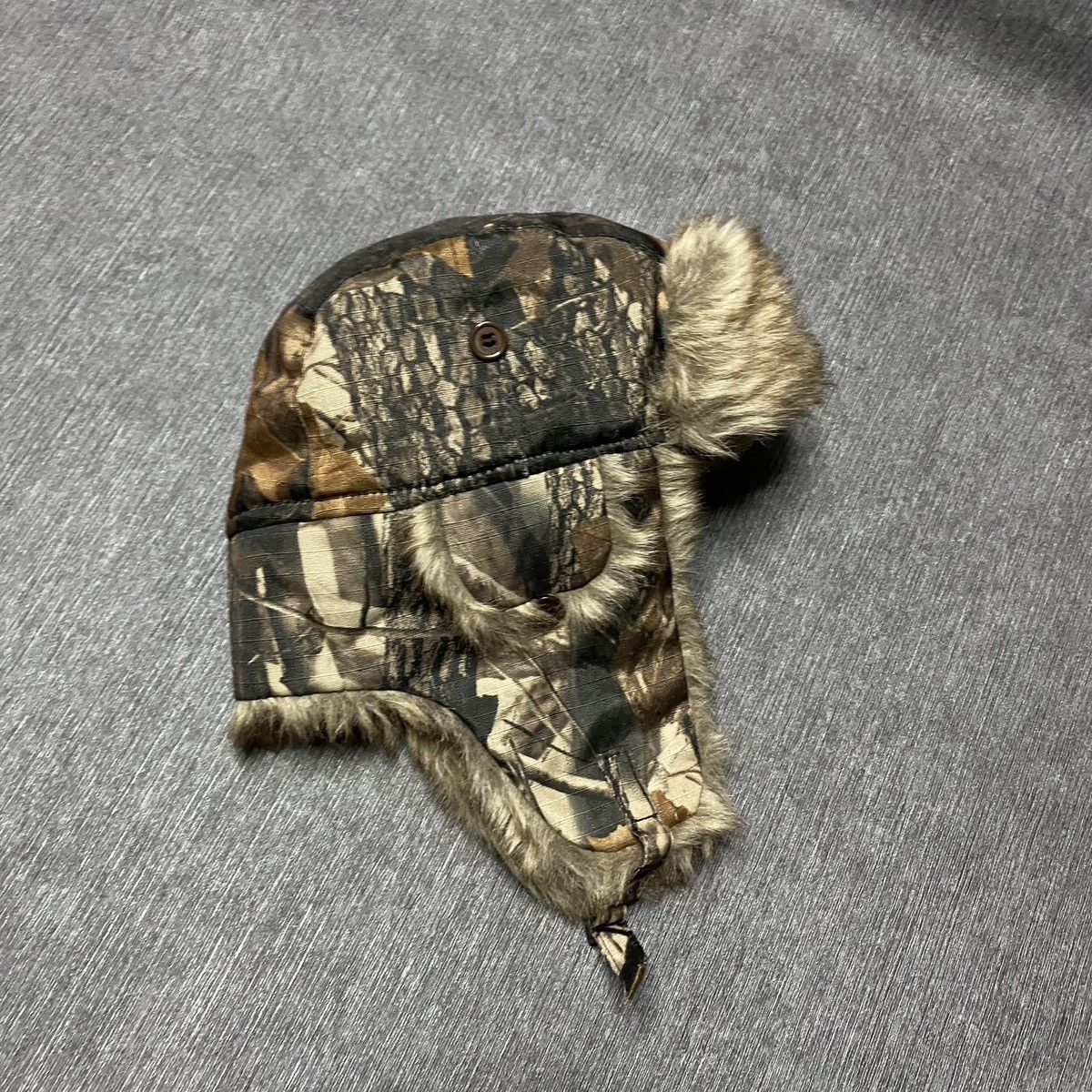 Japanese Brand × Vintage Crazy Y2K RealTree camo Mohair Fuzzi Hat Ushanka Size ONE SIZE - 7 Thumbnail