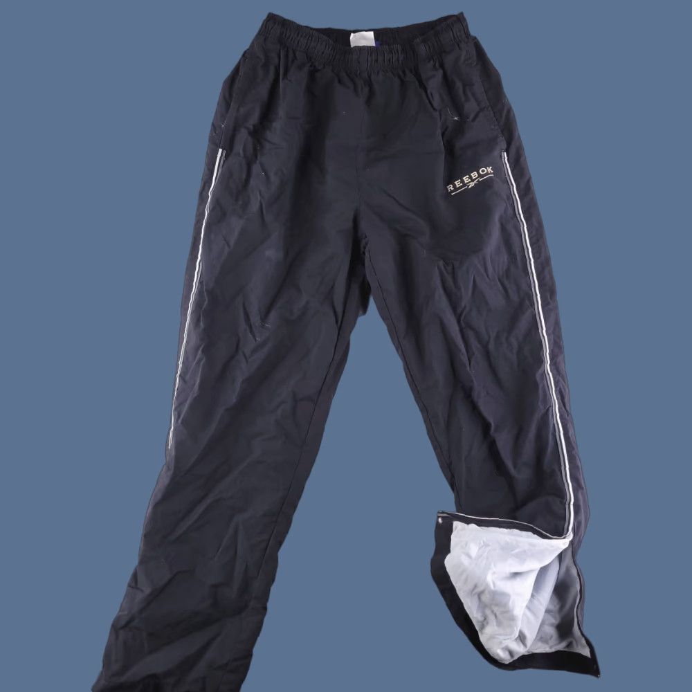 Reebok VINTAGE Reebok Pants Mens Medium Black Nylon Track Windbreaker Zip legs Straight Pants Track Mens Black 90s? Size US 31 - 1 Thumbnail