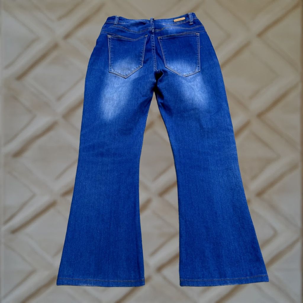 Vintage Vince Blue Co High Rise Bootcut Denim Jeans Juniors 9 Whiskered Casual Stretch Boys? Size 30" / US 8 / IT 44 - 1 Thumbnail