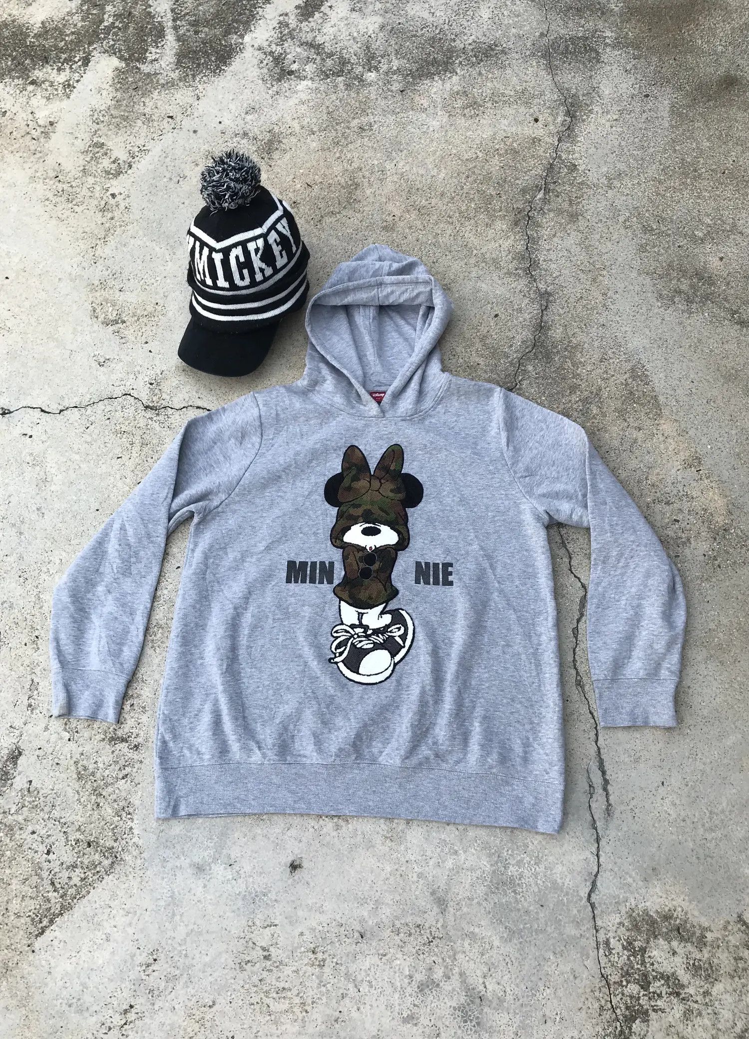 Vintage Mickey Mouse Grey Hoodie Size US L / EU 52-54 / 3 - 1 Thumbnail