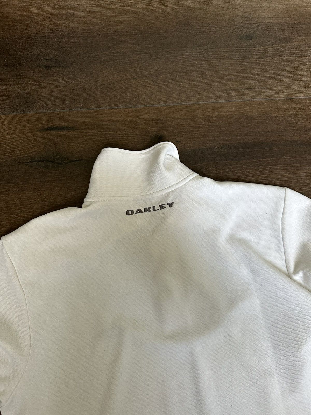 Oakley Vintage Oakley T-shirt Black Logo White Fit Size US S / EU 44-46 / 1 - 13 Thumbnail