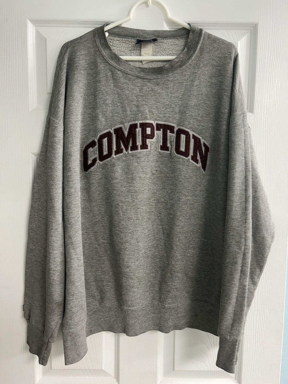 Vintage Vintage Jansport Compton Embroidered Grey Crewneck Sweater Size US XL / EU 56 / 4 - 1 Thumbnail