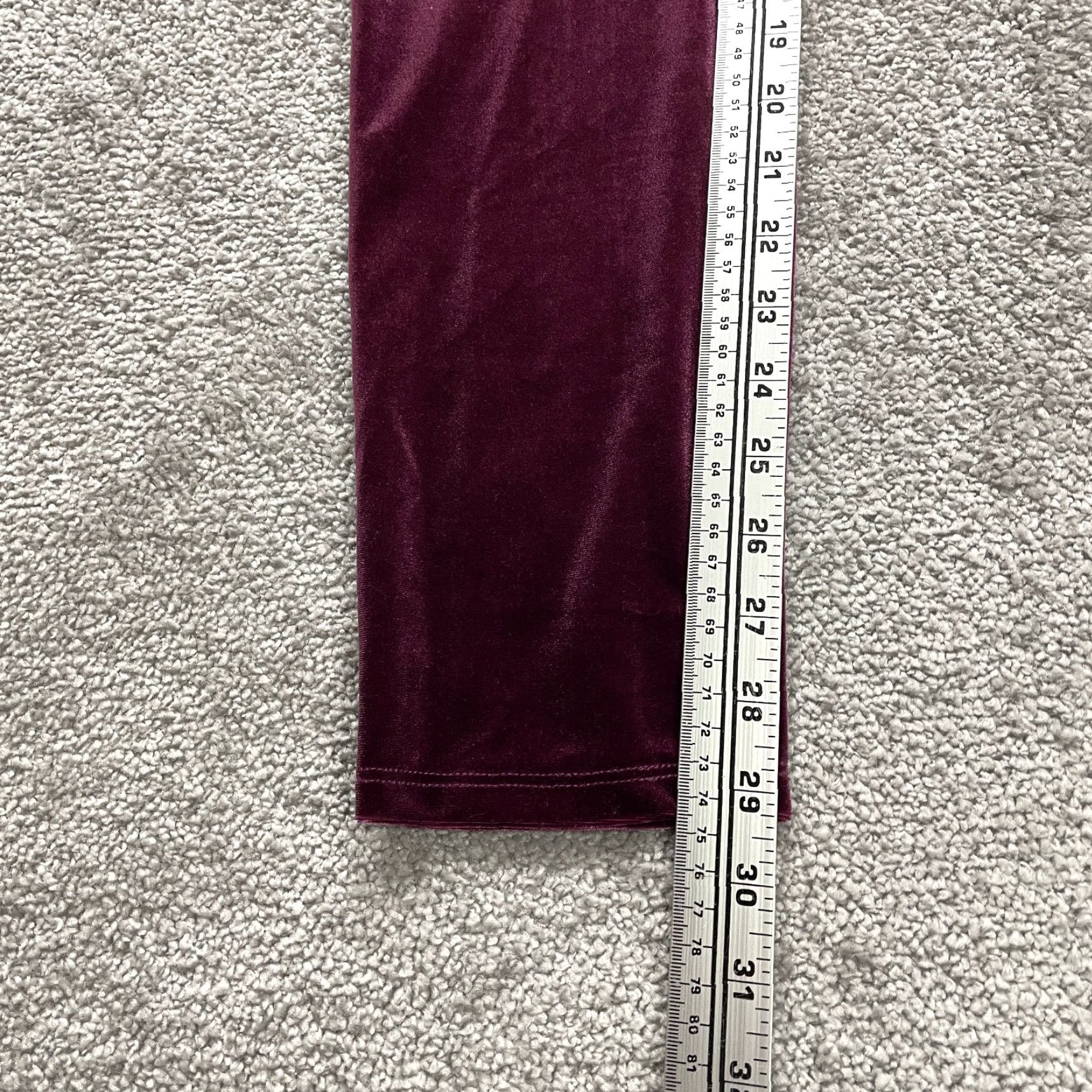 Velvet Ruby Ribbon Women’s Medium Red Velvet Leggings Soft Comfort 26x29 Size 32" / US 10 / IT 46 - 3 Thumbnail