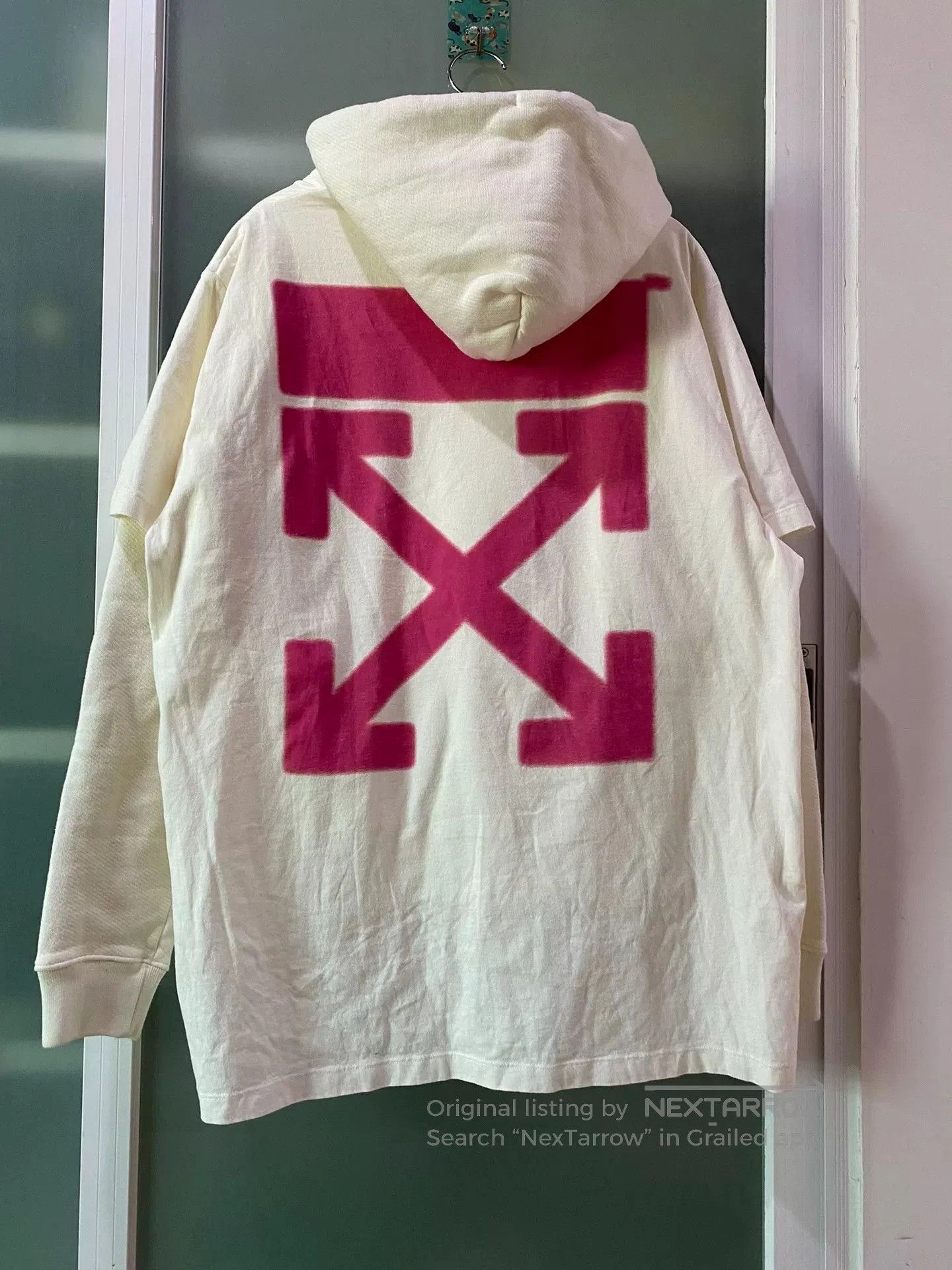 Off-White off white hooded sweatshirt with pink design. Size US M / EU 48-50 / 2 - 2 Thumbnail