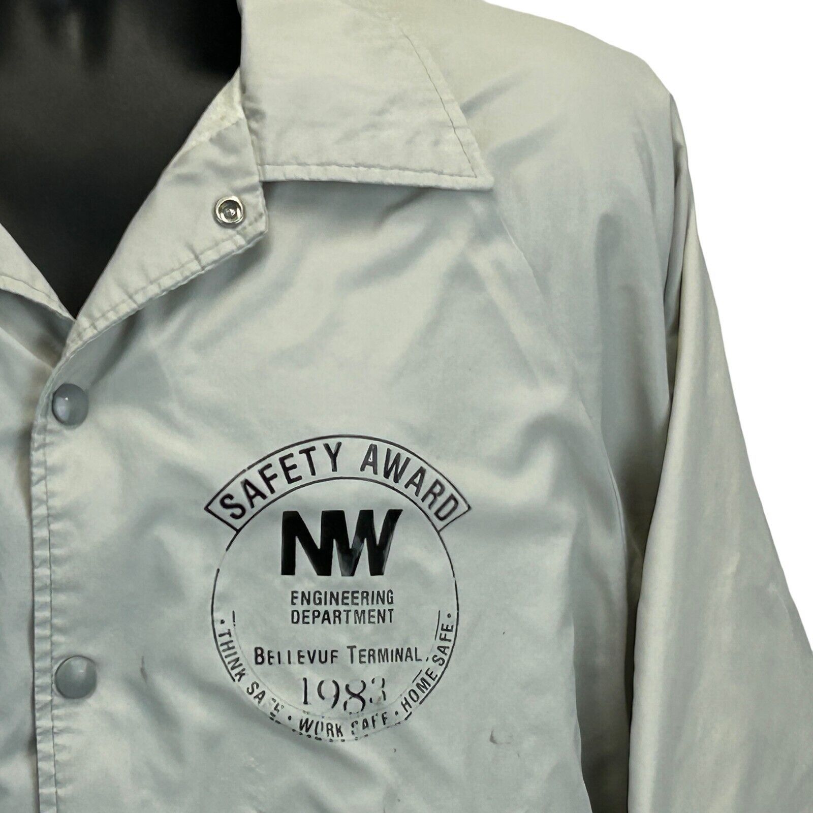 Vintage Vintage 80s NW Bellevue Terminal Jacket Windbreaker L Large Size US L / EU 52-54 / 3 - 17 Thumbnail