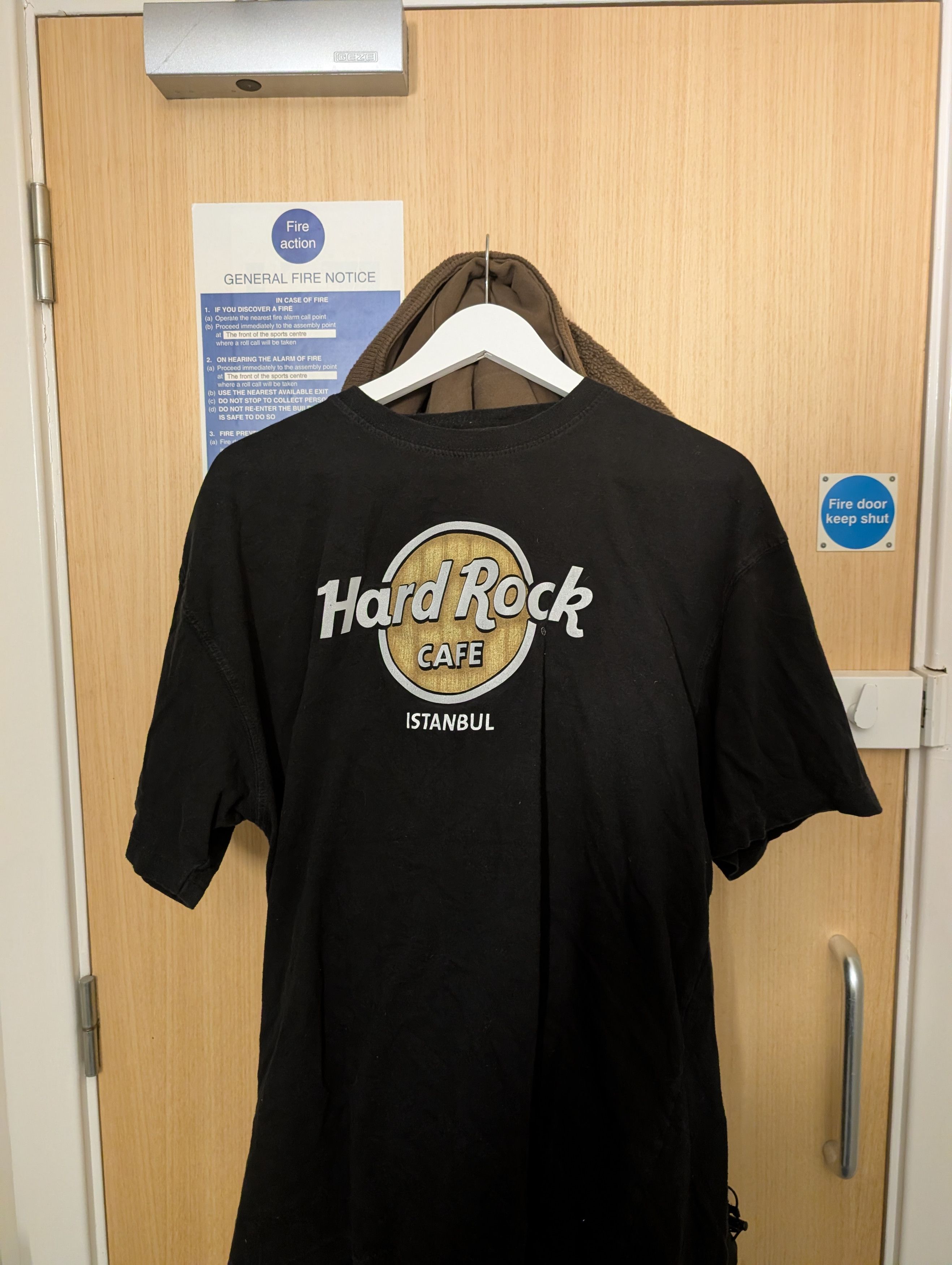 Hard Rock Cafe Rare Aerosmith Hard Rock Cafe Istanbul shirt 2014 Size US L / EU 52-54 / 3 - 2 Thumbnail