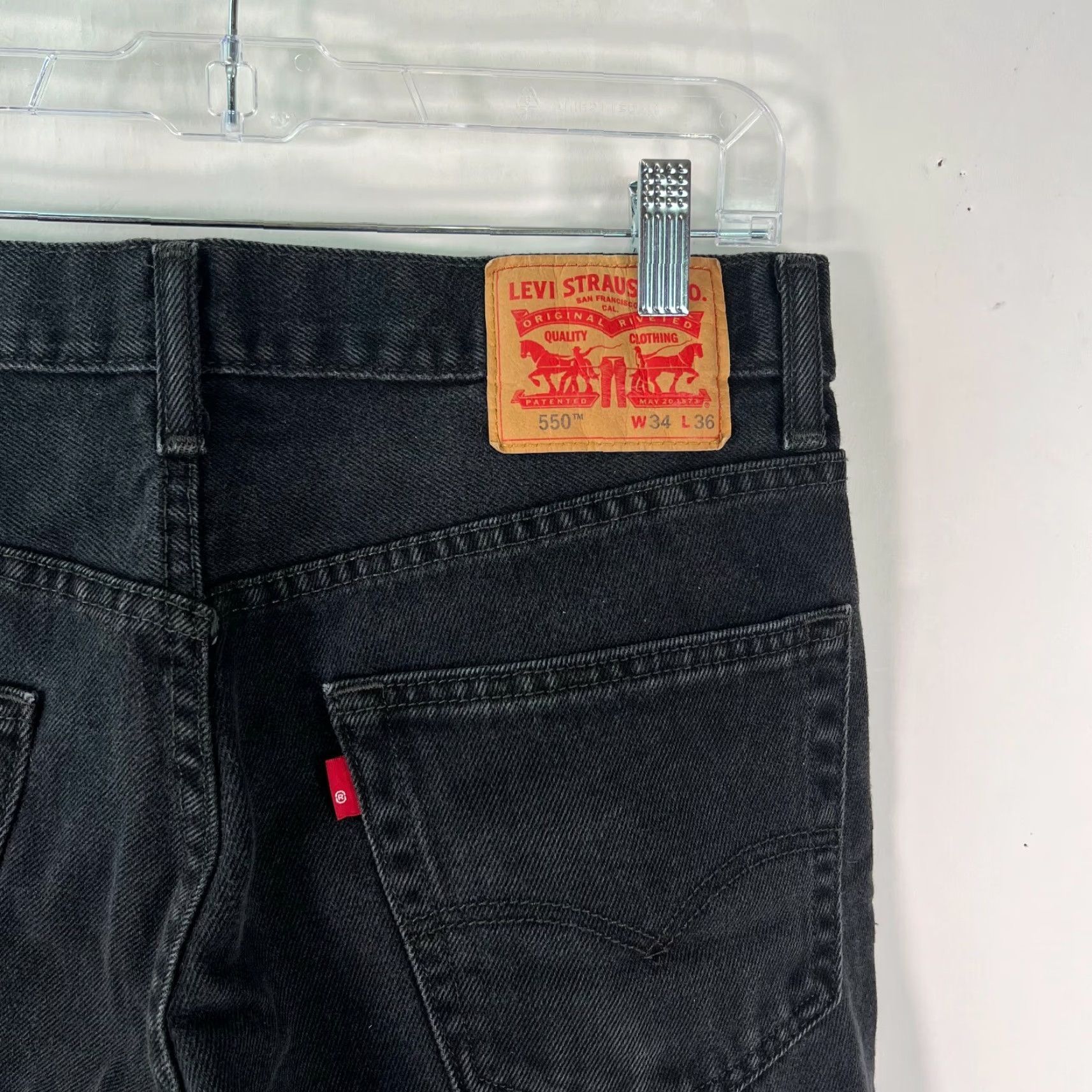 Levi's Levi's 550 Mens Flat Front Low Rise Black Denim Jeans 34X36 5-Pocket Design Size US 32 / EU 48 - 7 Thumbnail