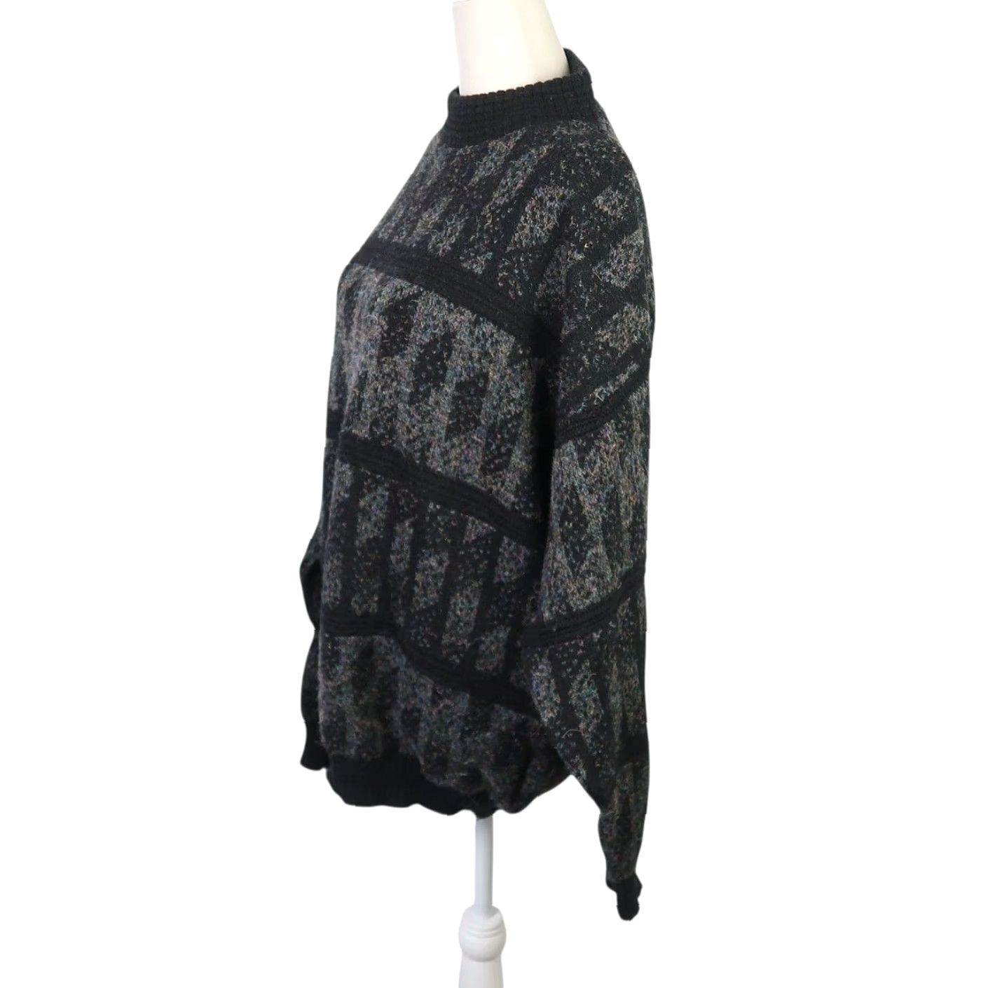 Vintage VINTAGE Cambio Black and Grey Geometric Wool Blend Crew Neck Sweater Mens L 90s 80s Pullover Geometric Knit Wool Nylon Acrylic Fall Winter Size US L / EU 52-54 / 3 - 3 Thumbnail
