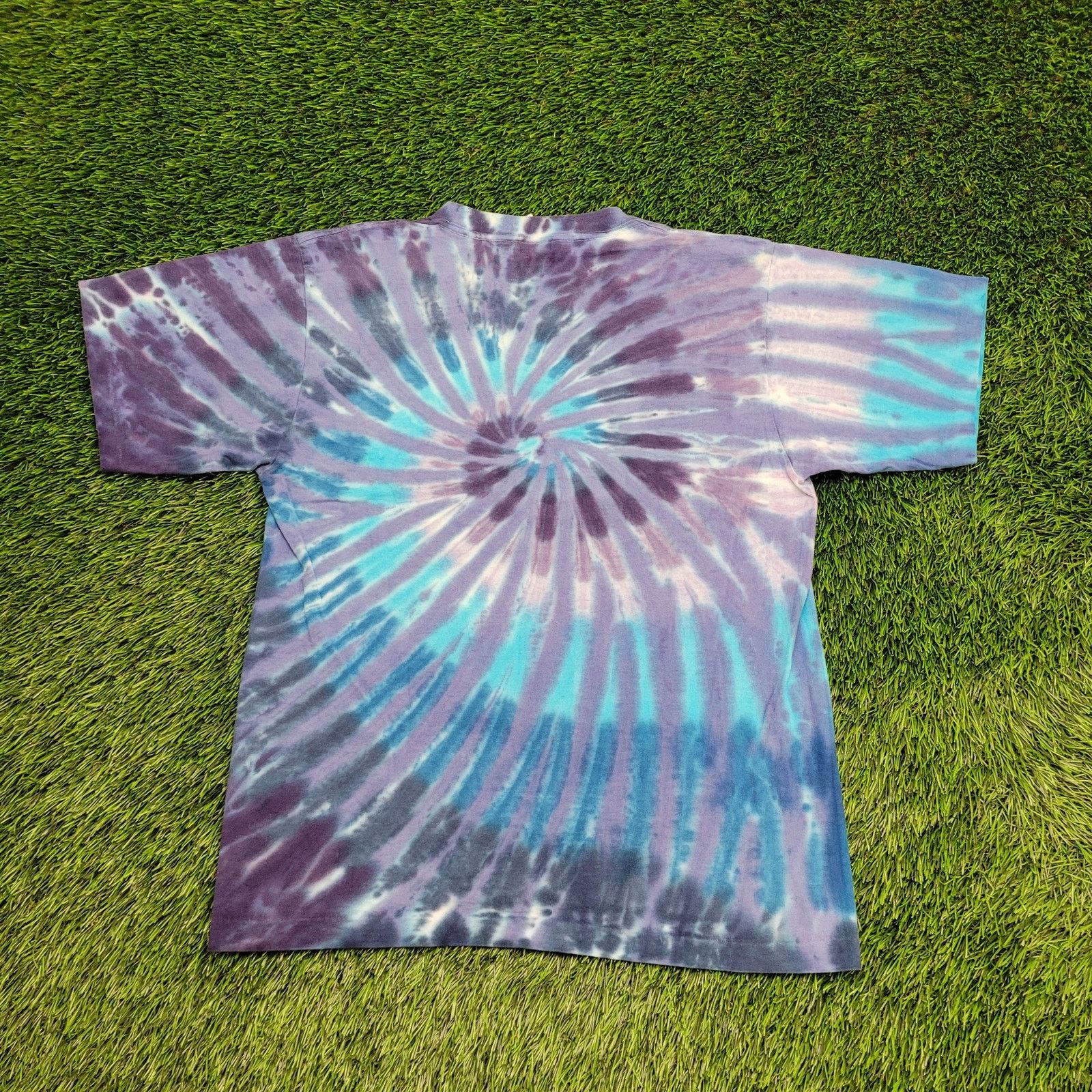 Vintage Vintage 90s Spiral Tie-Dye Shirt S/M 19x25 V-Neck USA Made Size US M / EU 48-50 / 2 - 5 Thumbnail