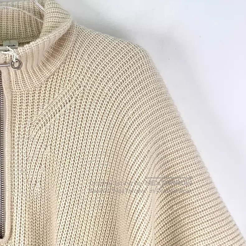 Hermes Hermes Light brown cashmere half-zip short-sleeved knit dr Size XXS / US 00 / IT 34 - 3 Thumbnail