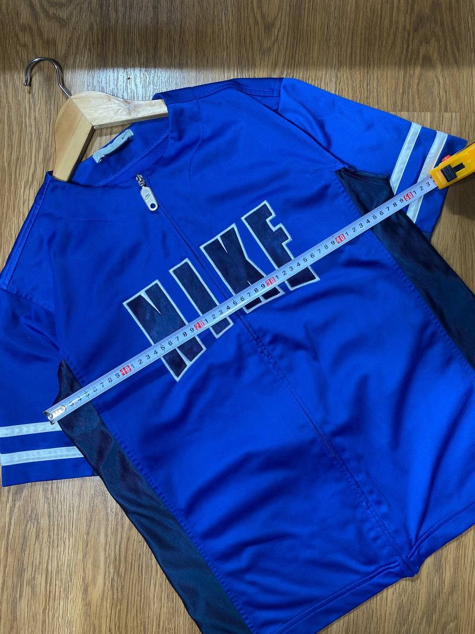 Nike × Vintage Vintage 1990s Nike Embroidered Swoosh T Shirt L Faded Rare Size US L / EU 52-54 / 3 - 4 Thumbnail