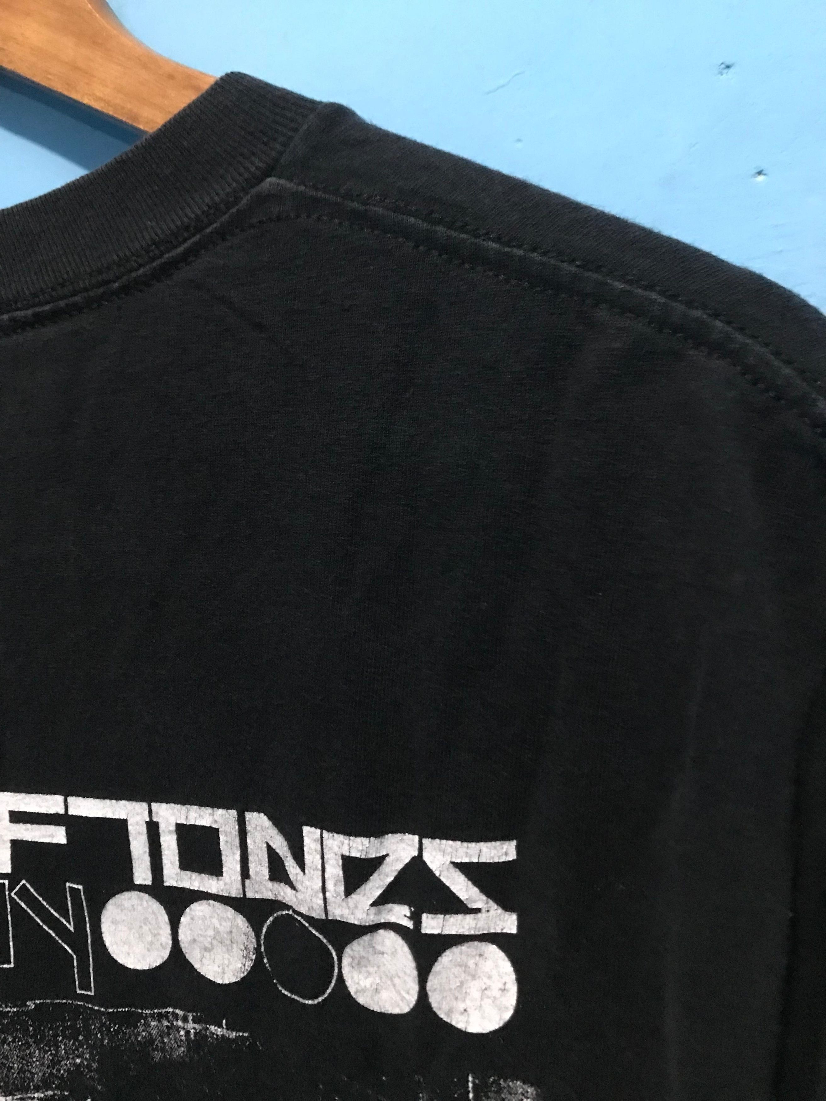 Band Tees Deftones Korn Tool A Perfect Circle HUM Helmet Size US L / EU 52-54 / 3 - 17 Thumbnail