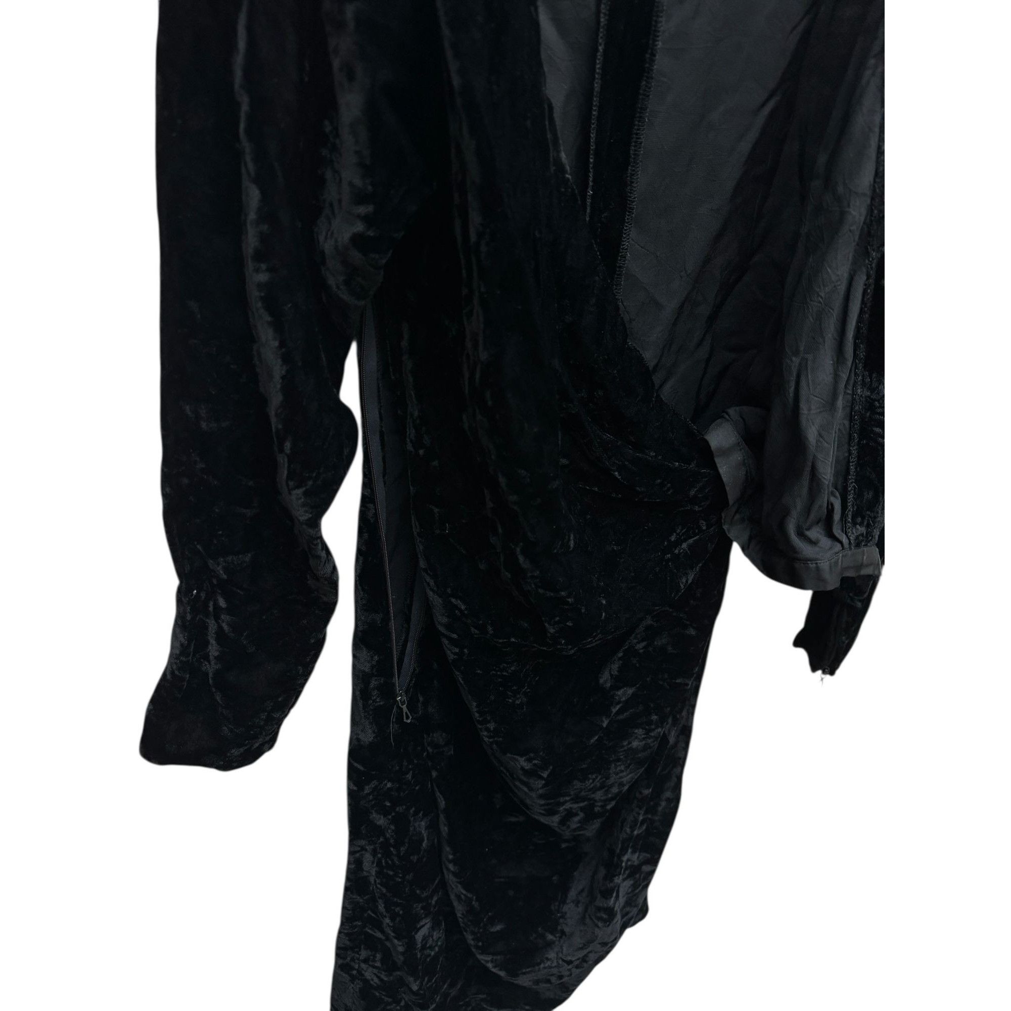 Yves Saint Laurent 1970s Black Velvet Wrap Dress Size XS / US 0-2 / IT 36-38 - 6 Thumbnail