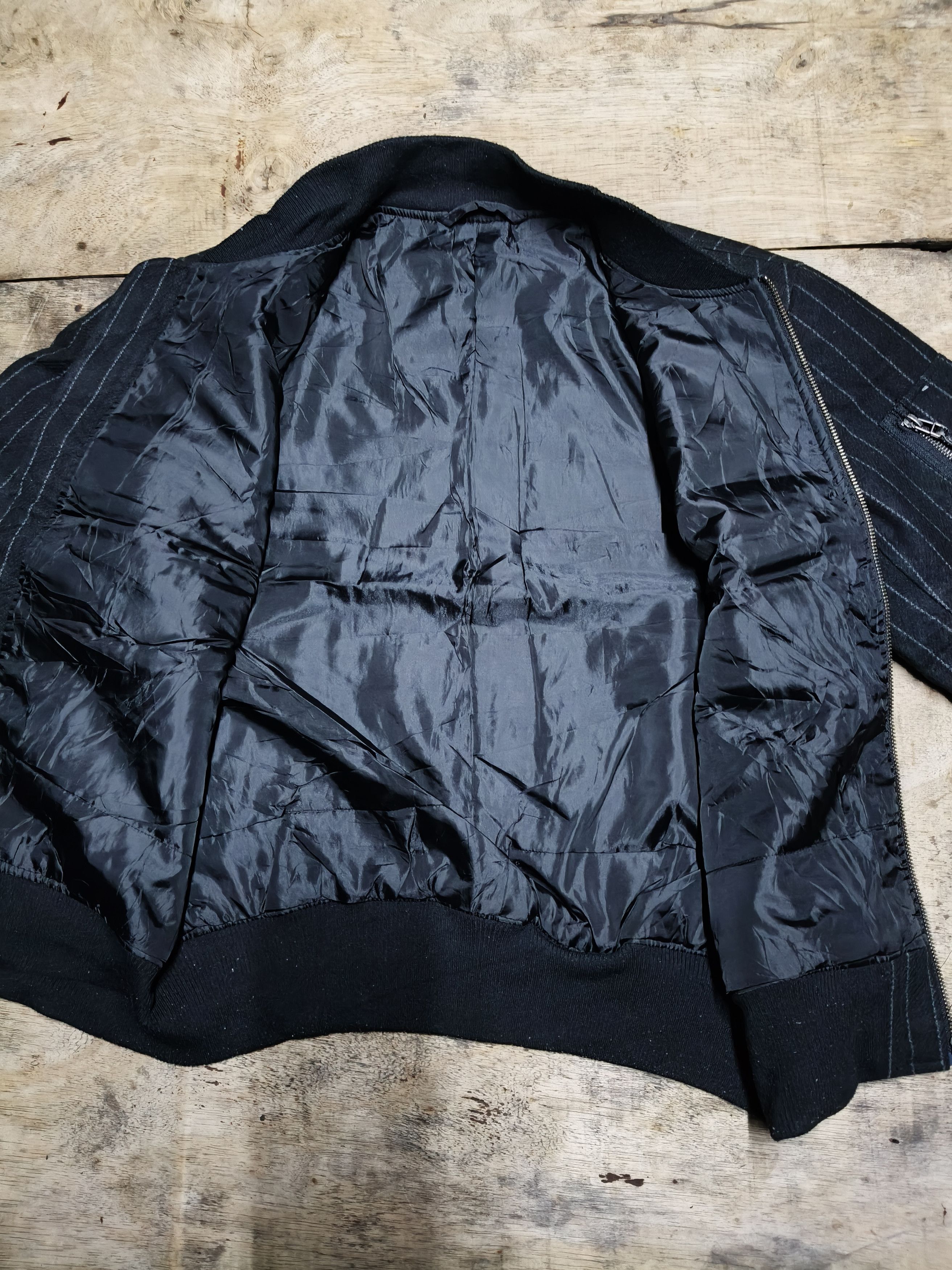 GU GU Pinstripe Bomber Jacket Size US L / EU 52-54 / 3 - 8 Thumbnail