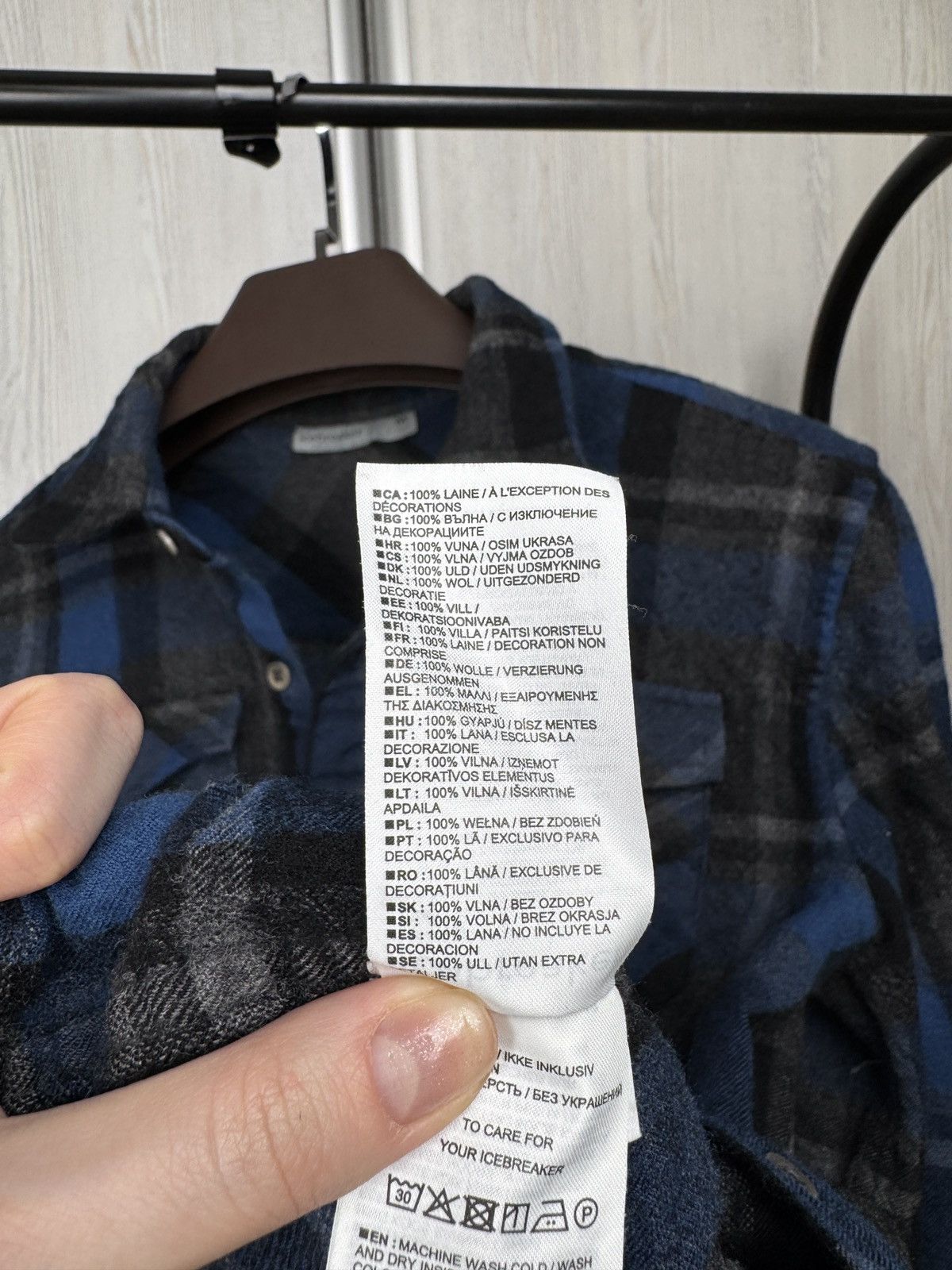 Icebreaker Icebreaker blue checkered flannel outdoor long sleeve shirt Size US M / EU 48-50 / 2 - 13 Thumbnail