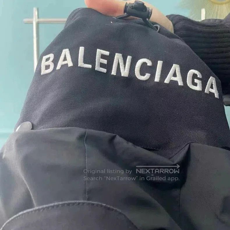Balenciaga Balenciaga Back Logo Parka Coat. Size US XS / EU 42 / 0 - 5 Thumbnail