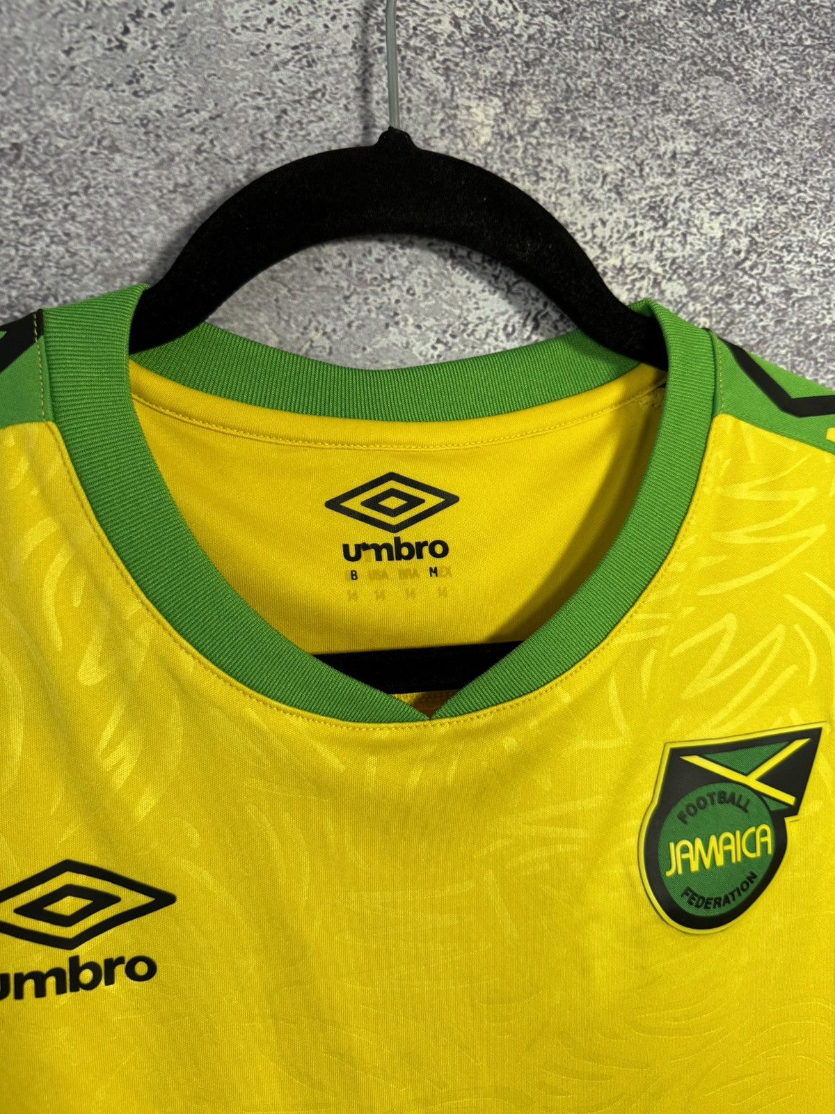 Umbro × Vintage Vintage Jamaica National Team 2018 Umbro Jersey Size US S / EU 44-46 / 1 - 9 Thumbnail