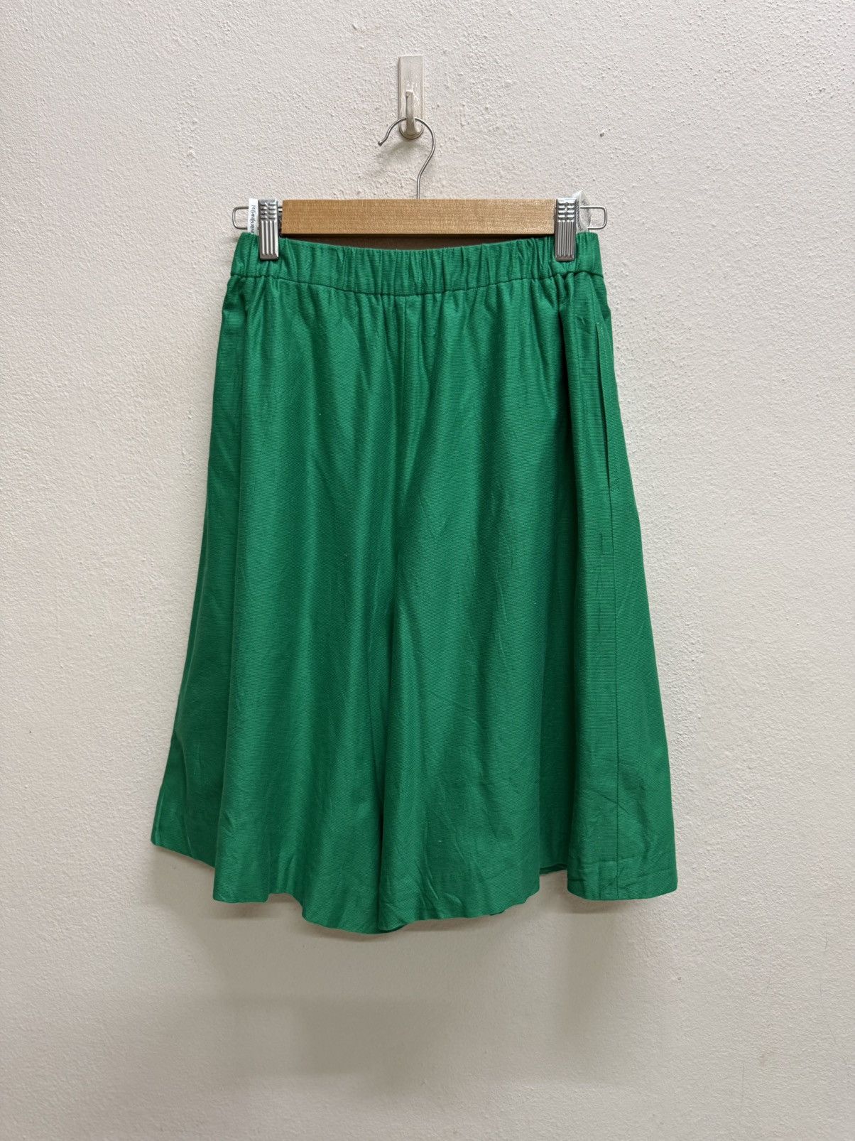 Yves Saint Laurent Vintage Yves Saint Laurent Wide Leg Short Pants Size 24" / US 00 / IT 34 - 17 Thumbnail