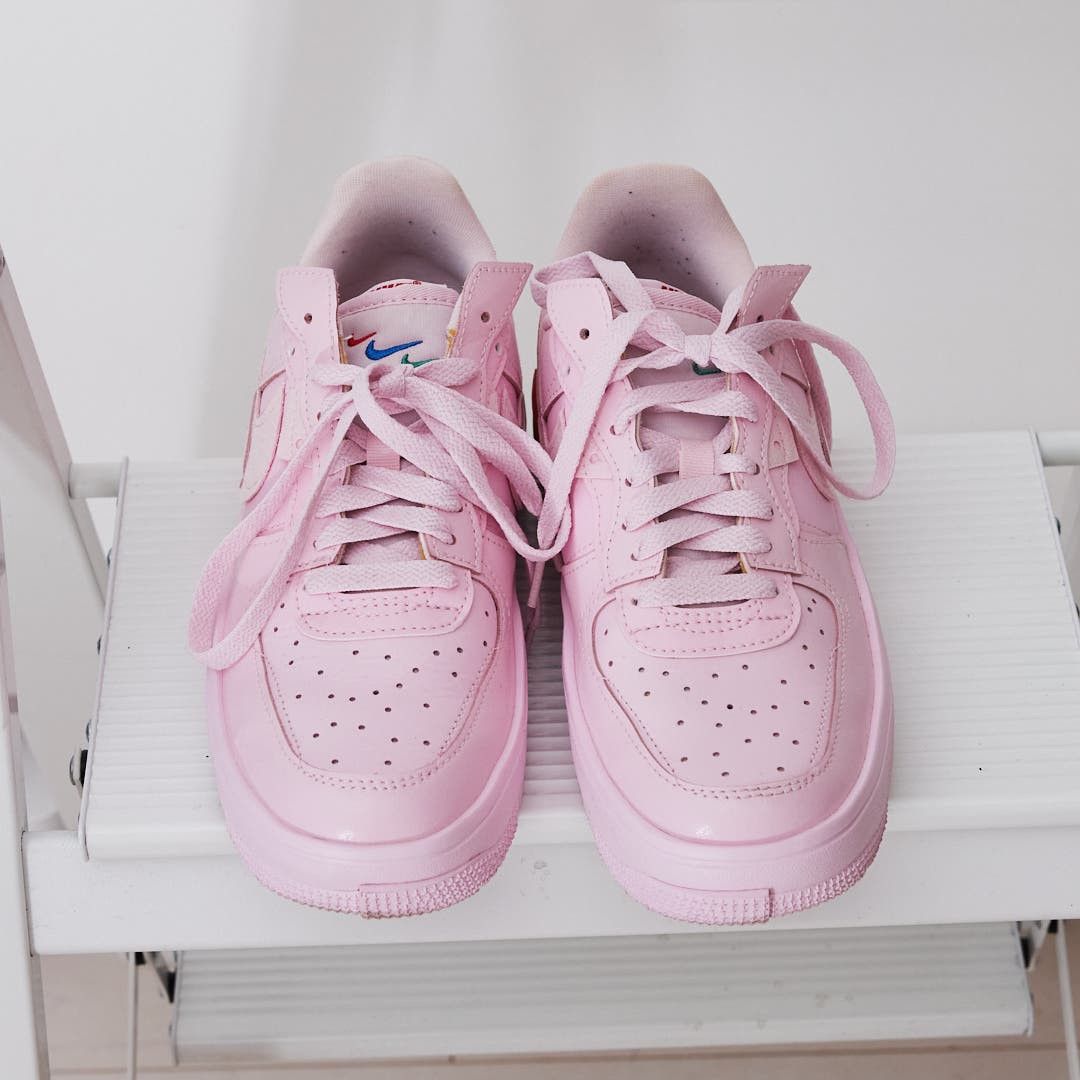 image of Nike Air Force 1 Valentine Day Size 7 - Limited Worn 1X Shoes in Pink, Women's