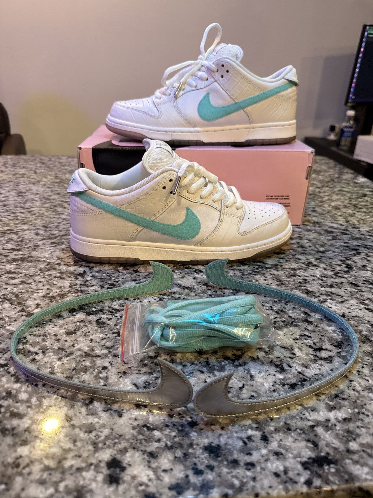 Diamond Supply Co. × Nike Diamond Supply Co. White Diamond SB’s Size US 9 / EU 42 - 2 Thumbnail